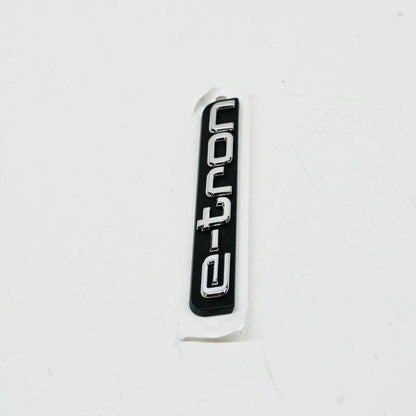 NEW AUDI A3 S 8V E-TRON FRONT RADIATOR GRILLE EMBLEM BADGE 8V4853736A2ZZ