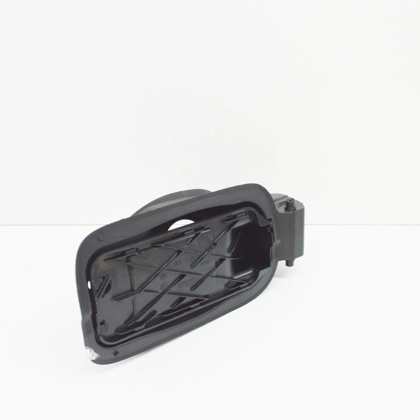 NEW AUDI A4 B9 FUEL TANK FLAP 8W0809906A