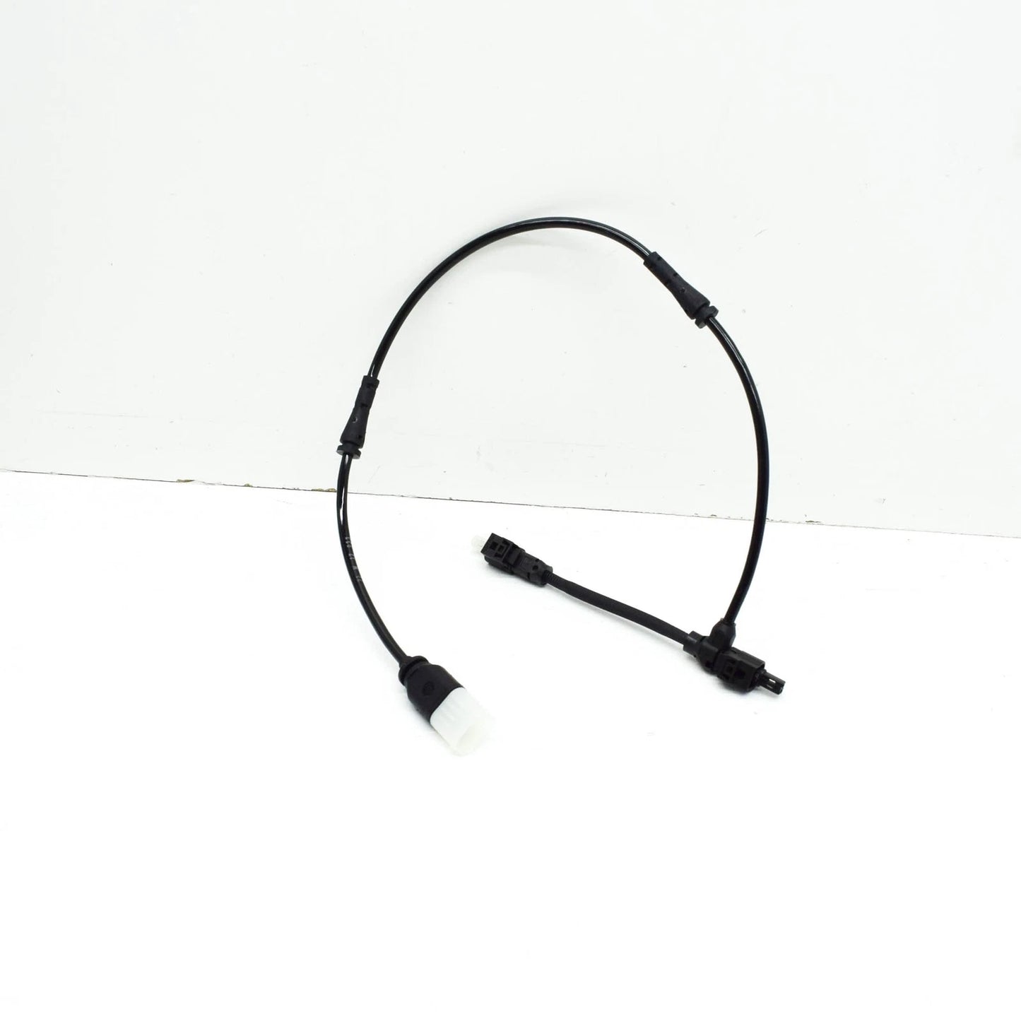 NEW BMW 5 G30 LEFT VDC ADAPTER CABLE HARNESS 37106869073 6869073 ORIGINAL