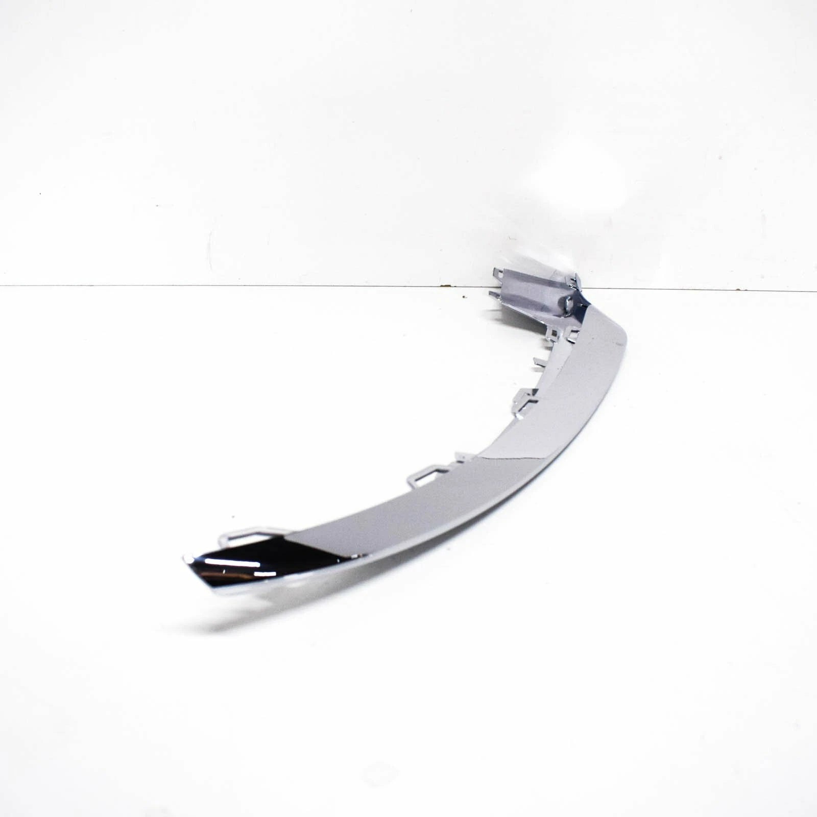 NEW MB E-CLASS C207 FRONT AMG BUMPER LEFT CHROME MOLDING TRIM A2078850774
