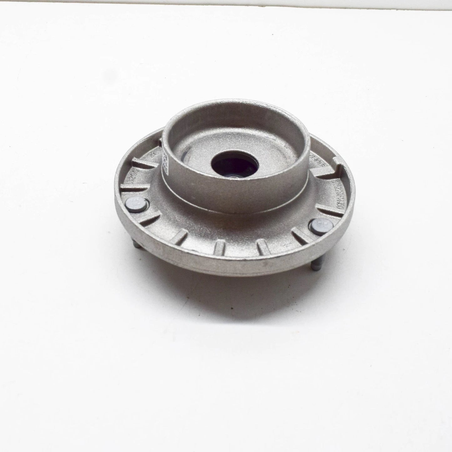 NEW BMW 5 F10 REAR SHOCK MOUNT 33506863301 6863301 ORIGINAL