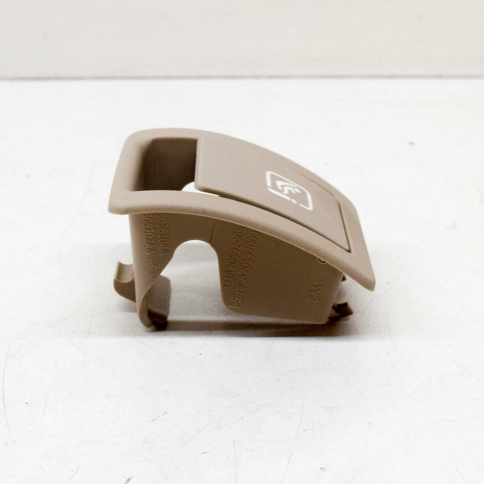 NEW MB C W205 REAR SEAT ISOFIX COVER A20592009108R73 ORIGINAL