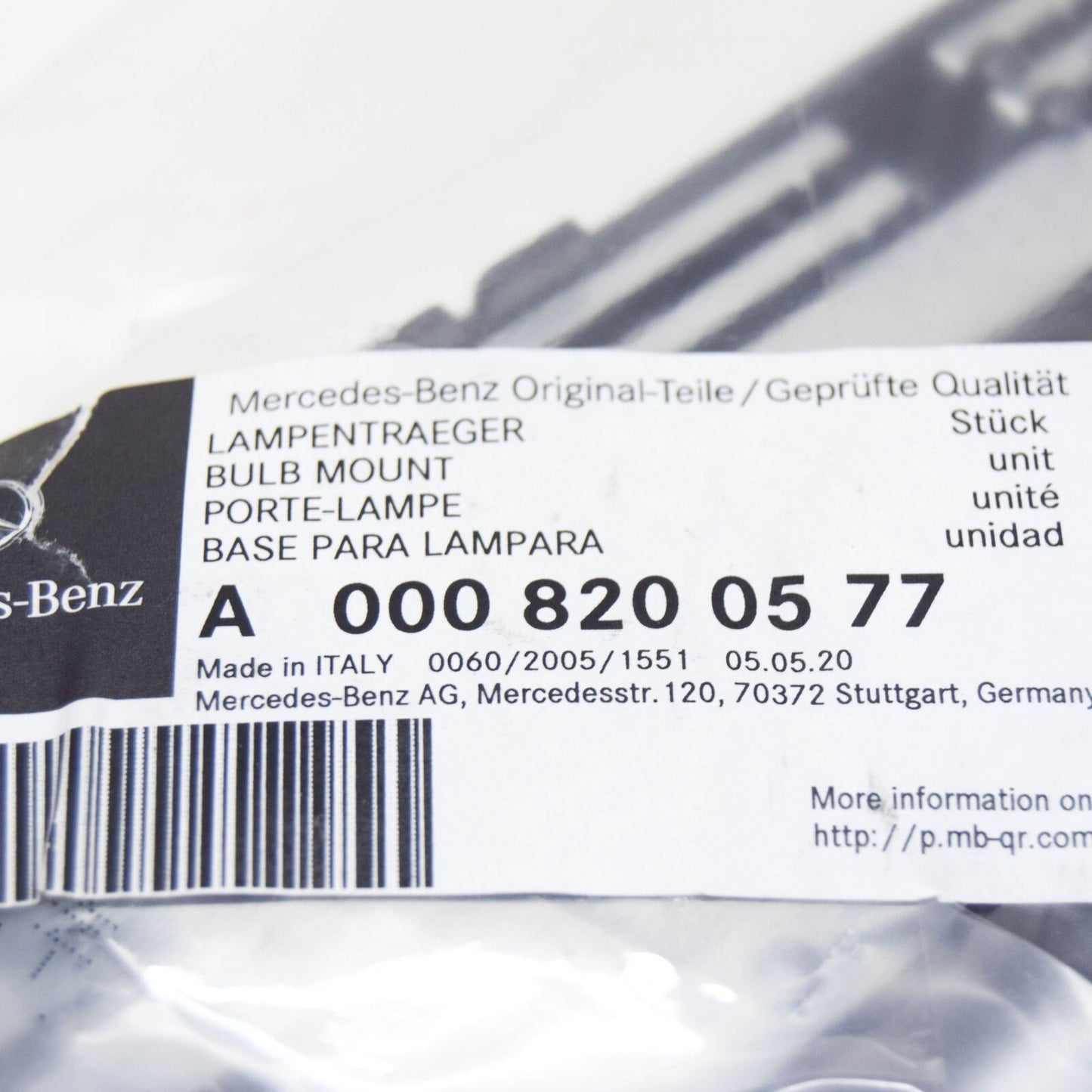 NEW MERCEDES-BENZ SPRINTER 903 REAR LAMP SUPPORT HOLDER A0008200577 ORIGINAL