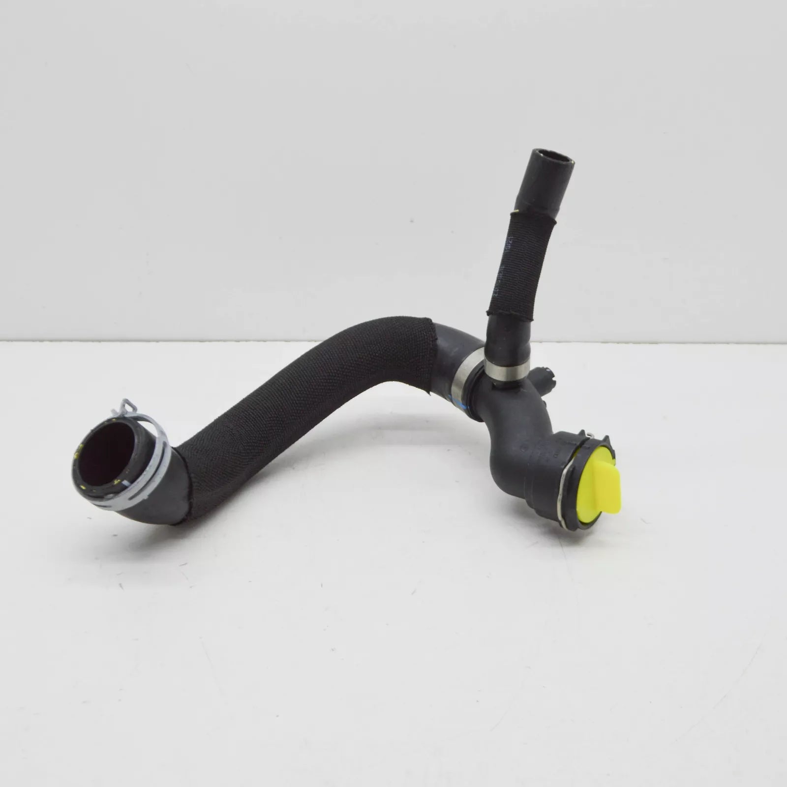 NEW AUDI A6 AVANT C8 ENGINE COOLING HOSE 4K0122055BJ