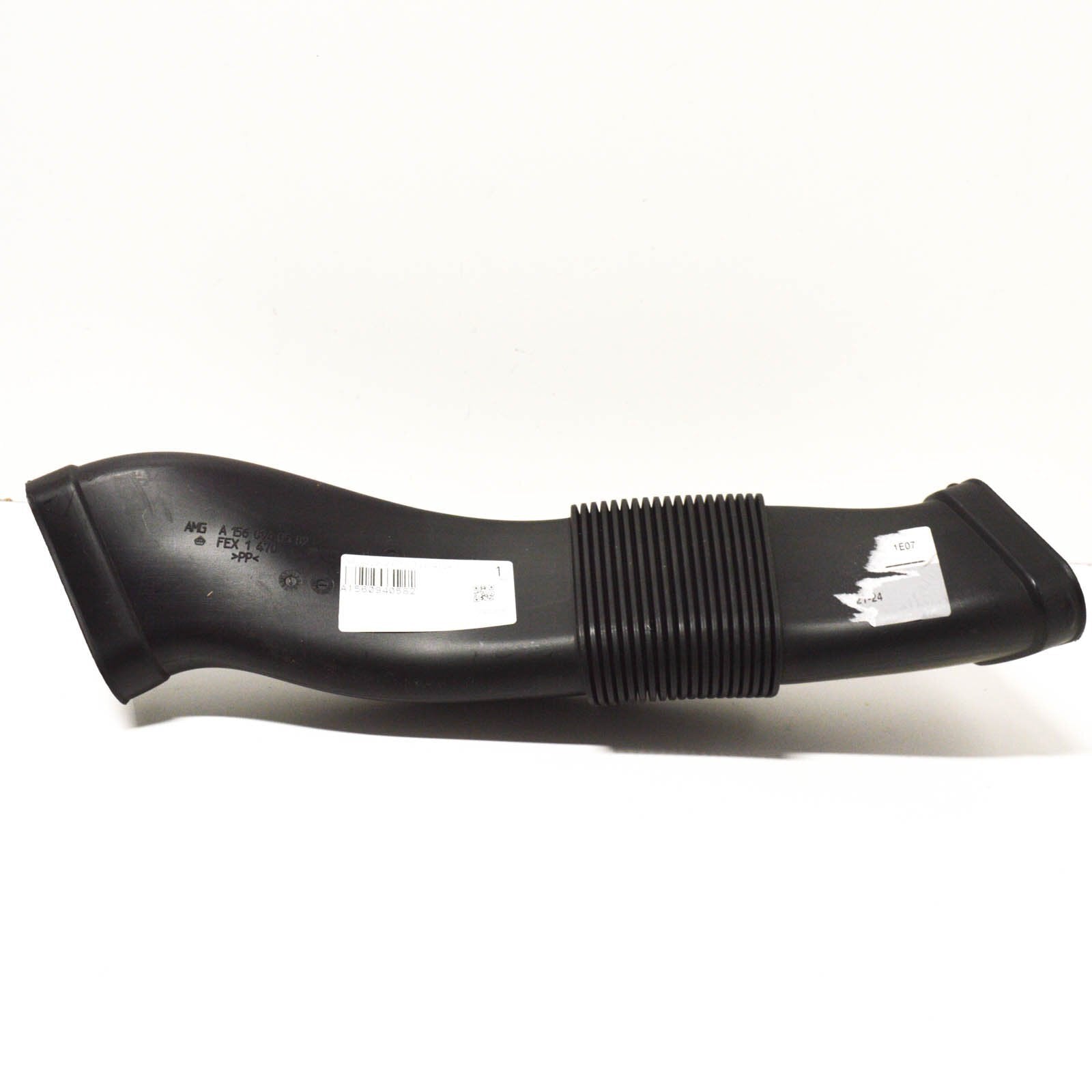 NEW MB CLS C219 AMG LEFT AIR INTAKE PIPE TUBE CLS 63 PETROL A1560940582 ORIGINAL