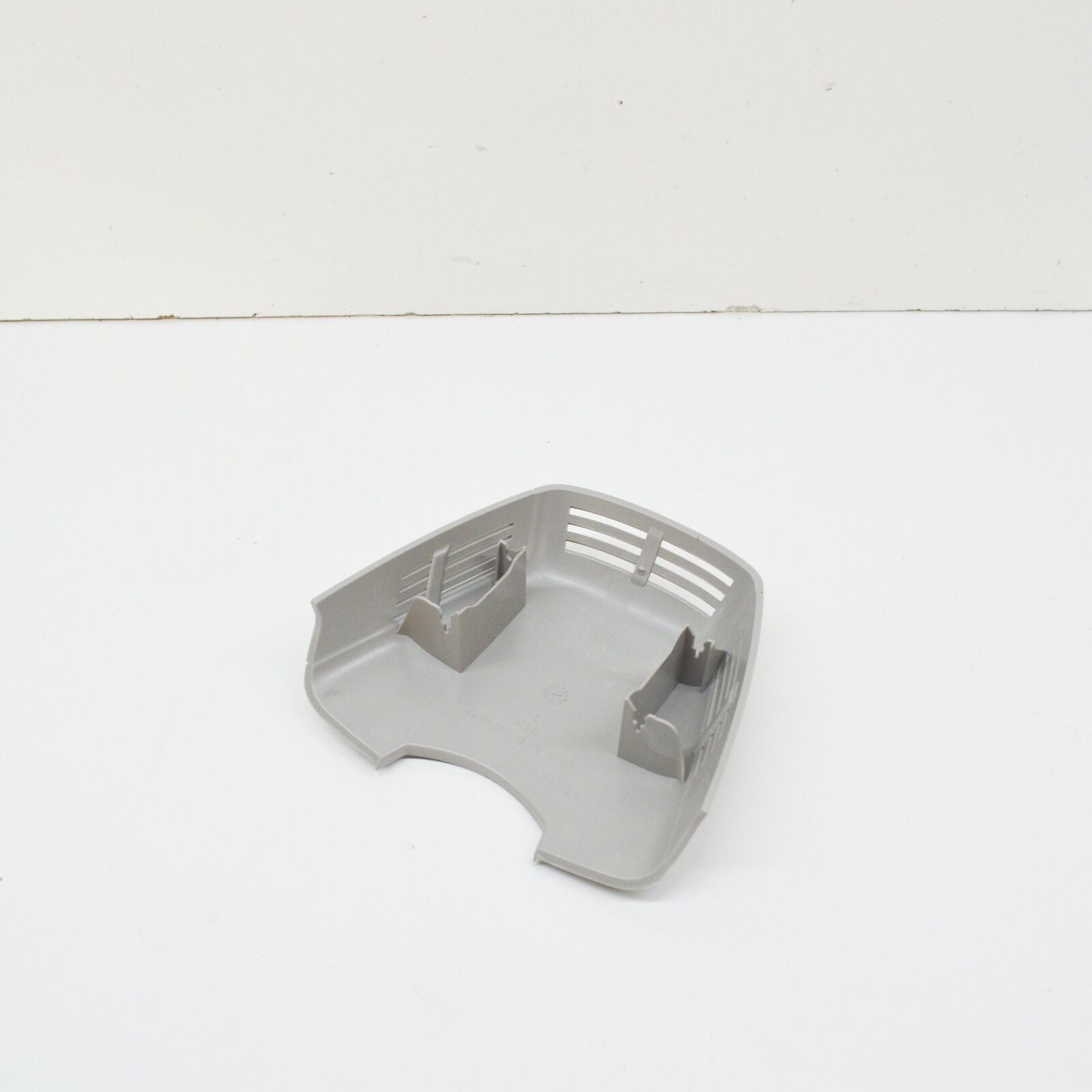 NEW MERCEDES-BENZ E W212 RAIN/LIGHT SENSOR COVER A20482201407E94 ORIGINAL