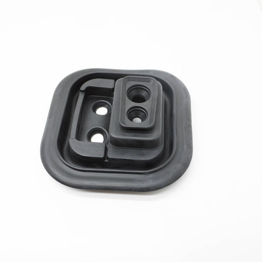 NEW MB GLA H247 BUSHING TO FIREWALL FEED-THROUGH GROMMET A2479980001 ORIGINAL