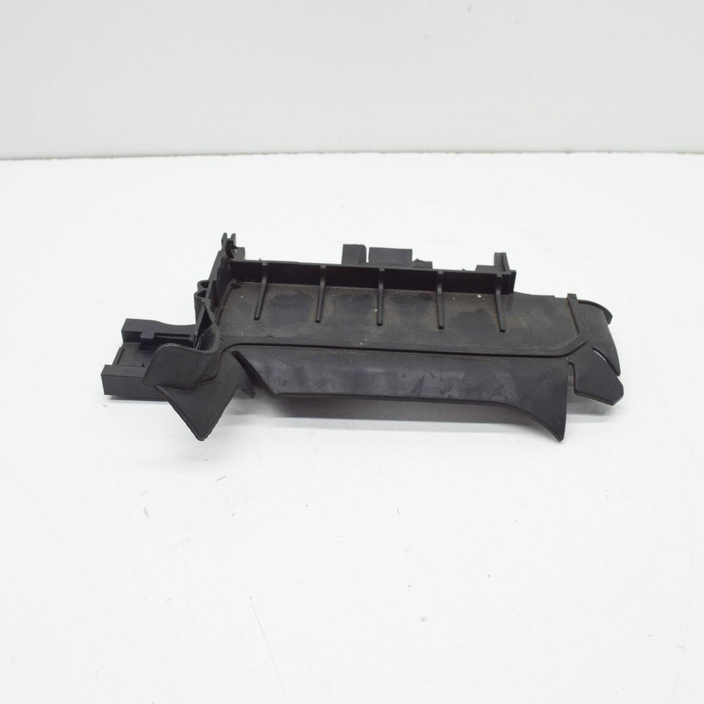 NEW MB S W222 AMG RADIATOR AIR DEFLECTOR BOX LEFT A2225050300 ORIGINAL