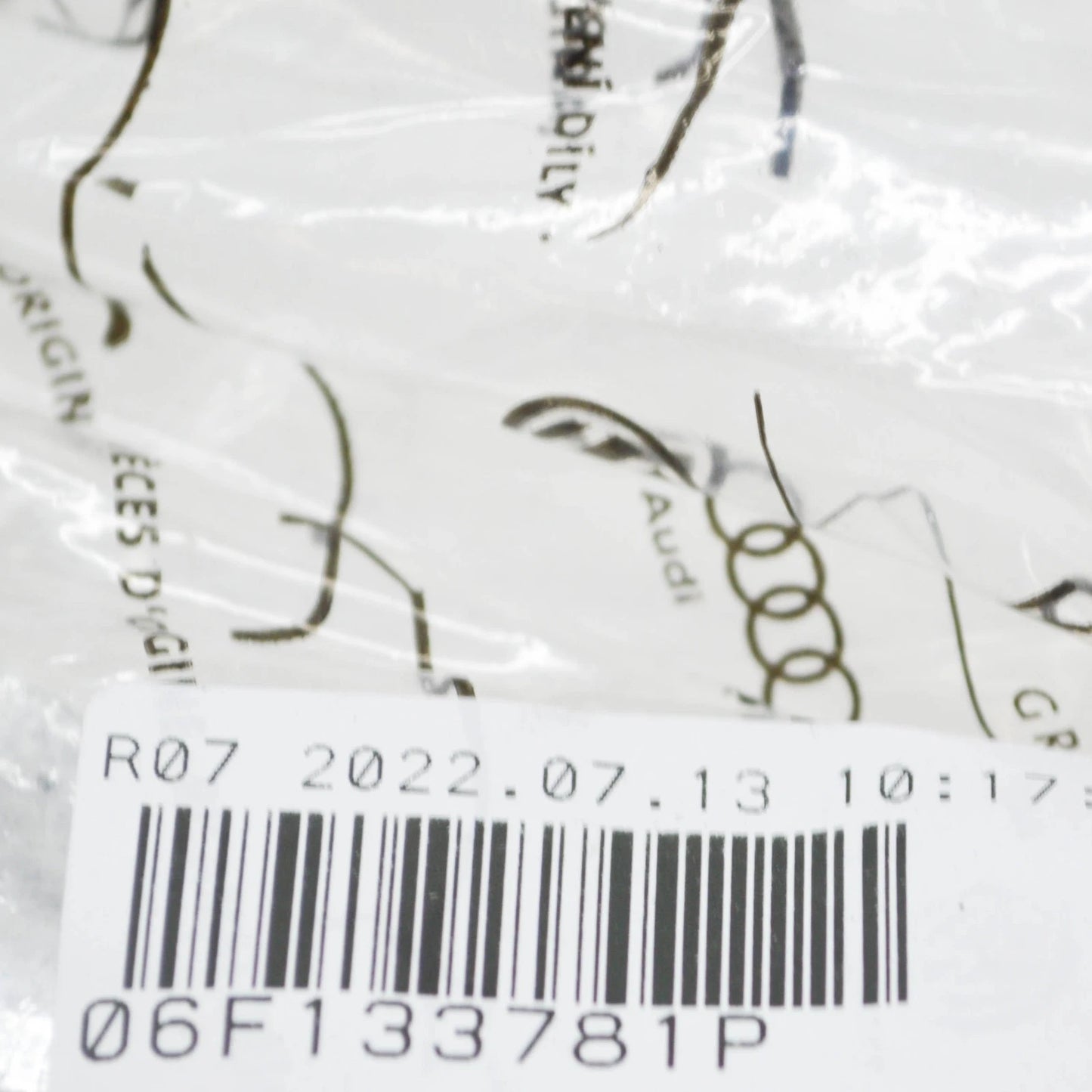 NEW VOLKSWAGEN JETTA MK3 TURBO BREATHER PIPE 06F133781P