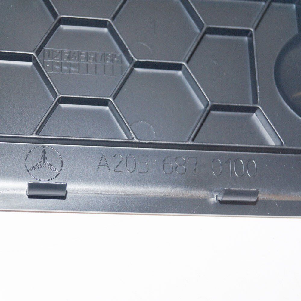 NEW MERCEDES BENZ C W205 SILL TRIM COVER LID A2056870100 9051 LHD ORIGINAL