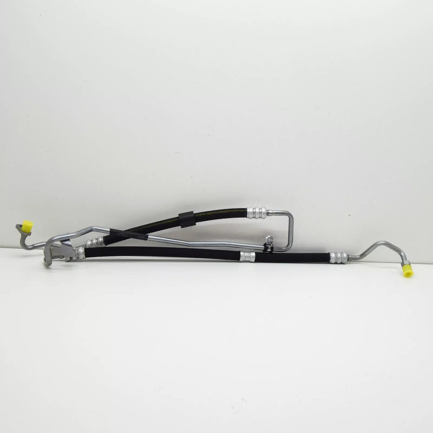 NEW MERCEDES-BENZ C W204 PUMP TO STEERING EXPANSION HOSE RHD A2044605324