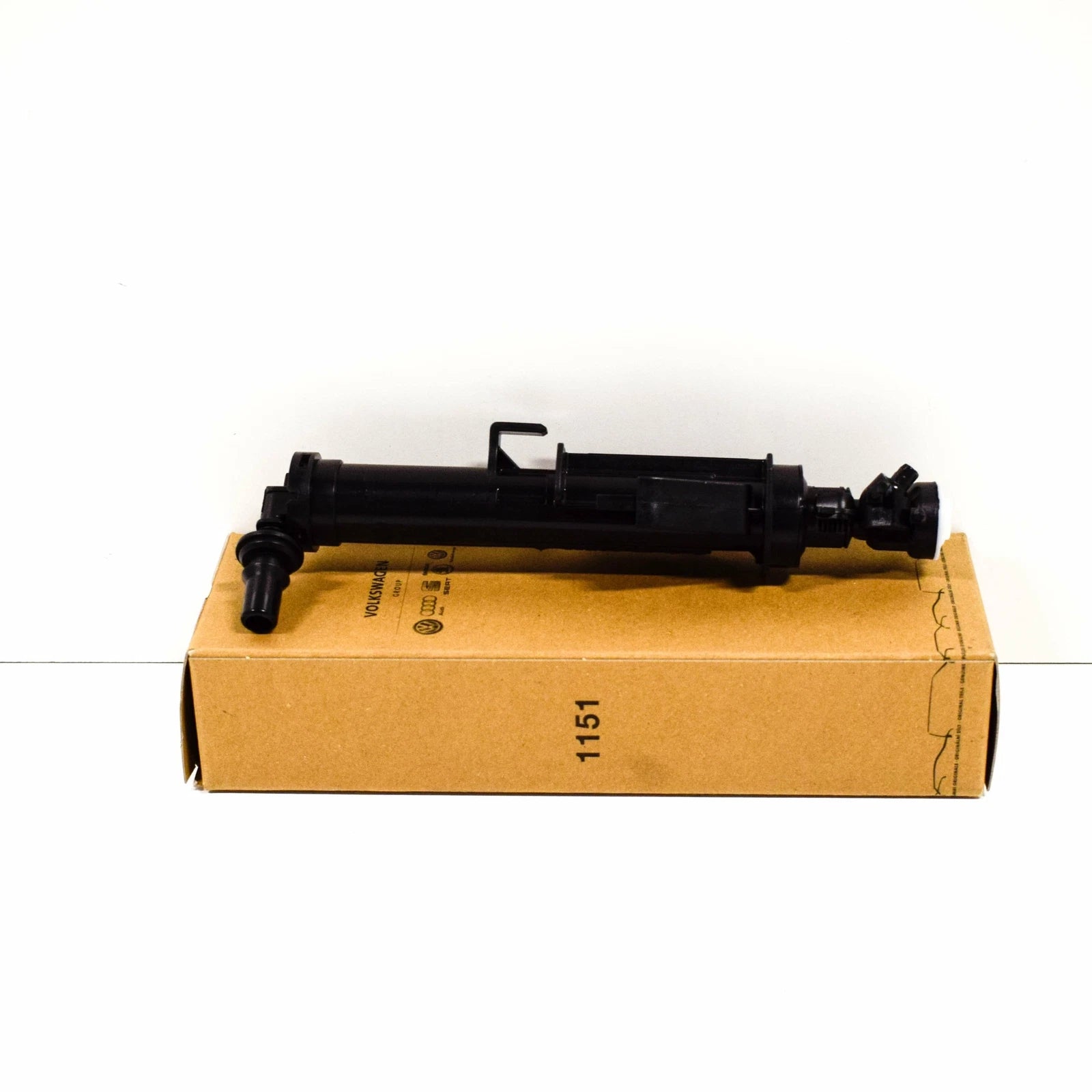 NEW VOLKSWAGEN GOLF MK7 LEFT HEADLIGHT WASHER CYLINDER W/JET 5G0955965