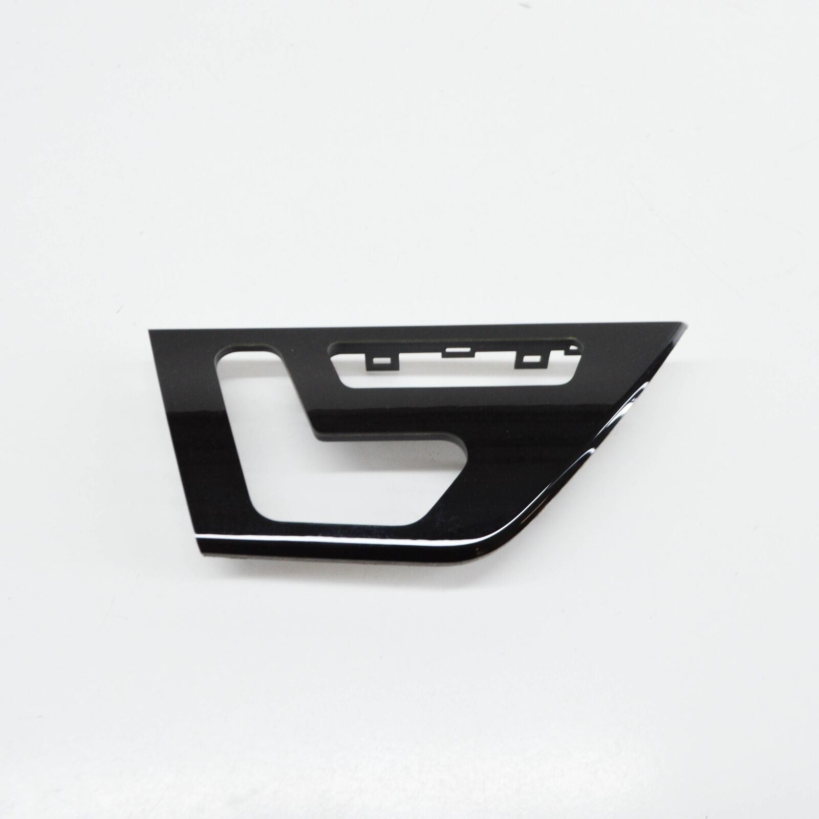 NEW MERCEDES-BENZ E C207 FRONT LEFT DOOR PANEL TRIM A20772019222A04 ORIGINAL