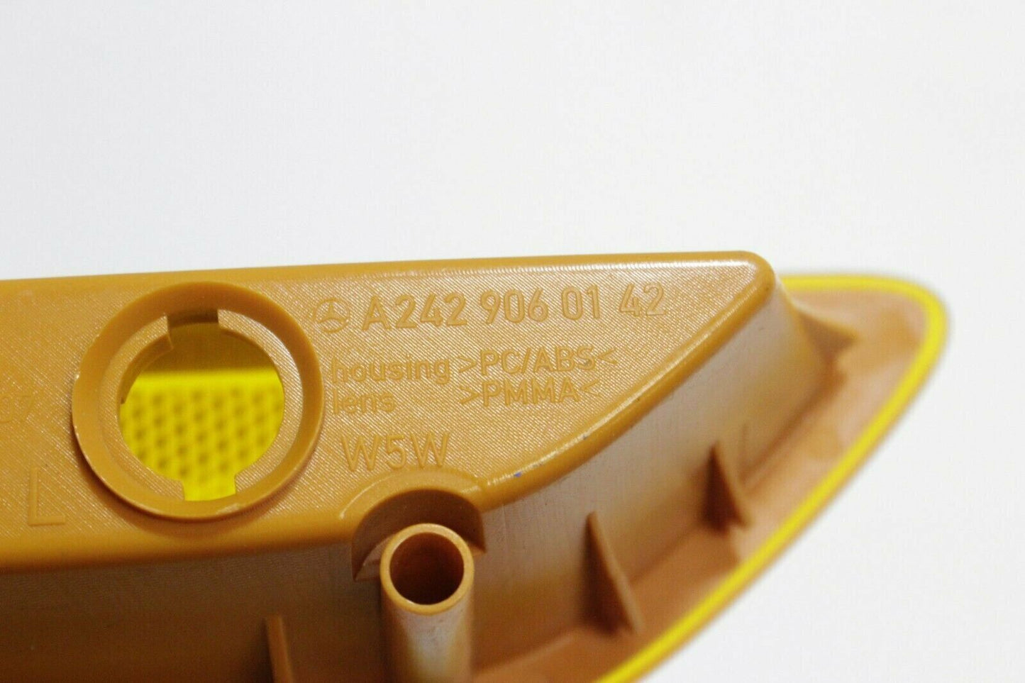 NEW MERCEDES-BENZ B W242 TURN SIGNAL LAMP FRONT LEFT A2429060142 ORIGINAL