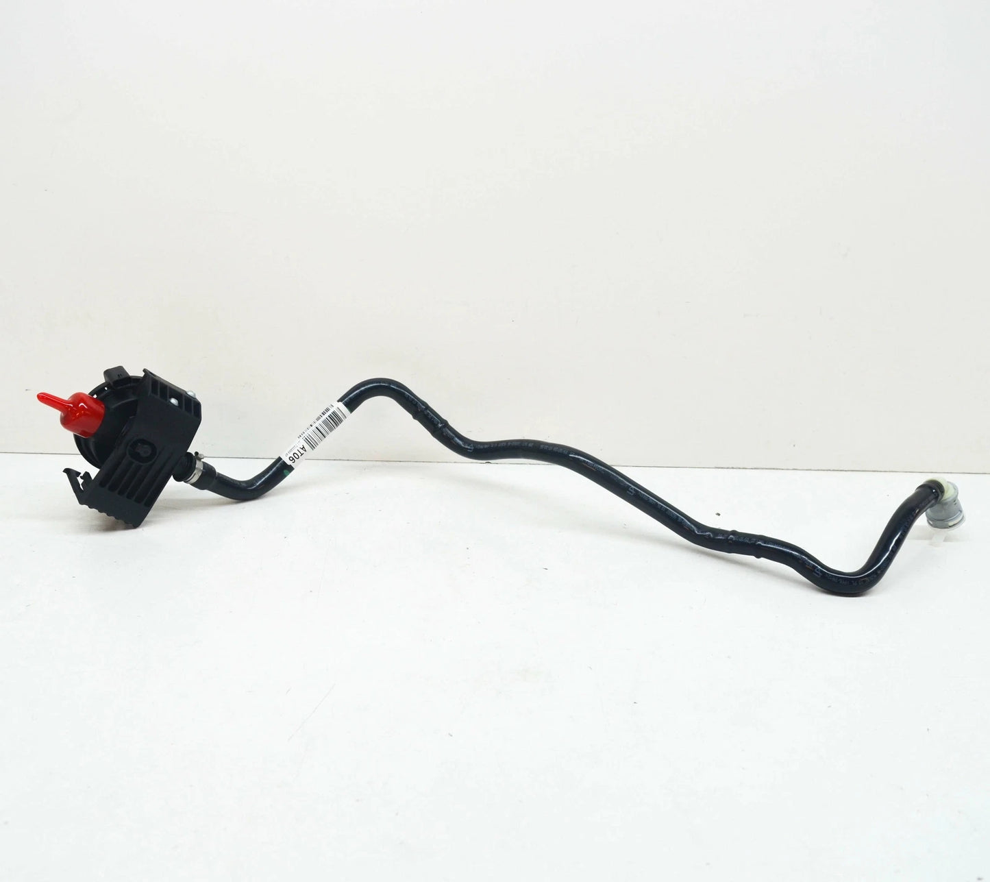 NEW BMW X1 F48 EMISSION VENT LINE W/ LEAK DIAGNOSIS MODULE 16137300683 ORIGINAL