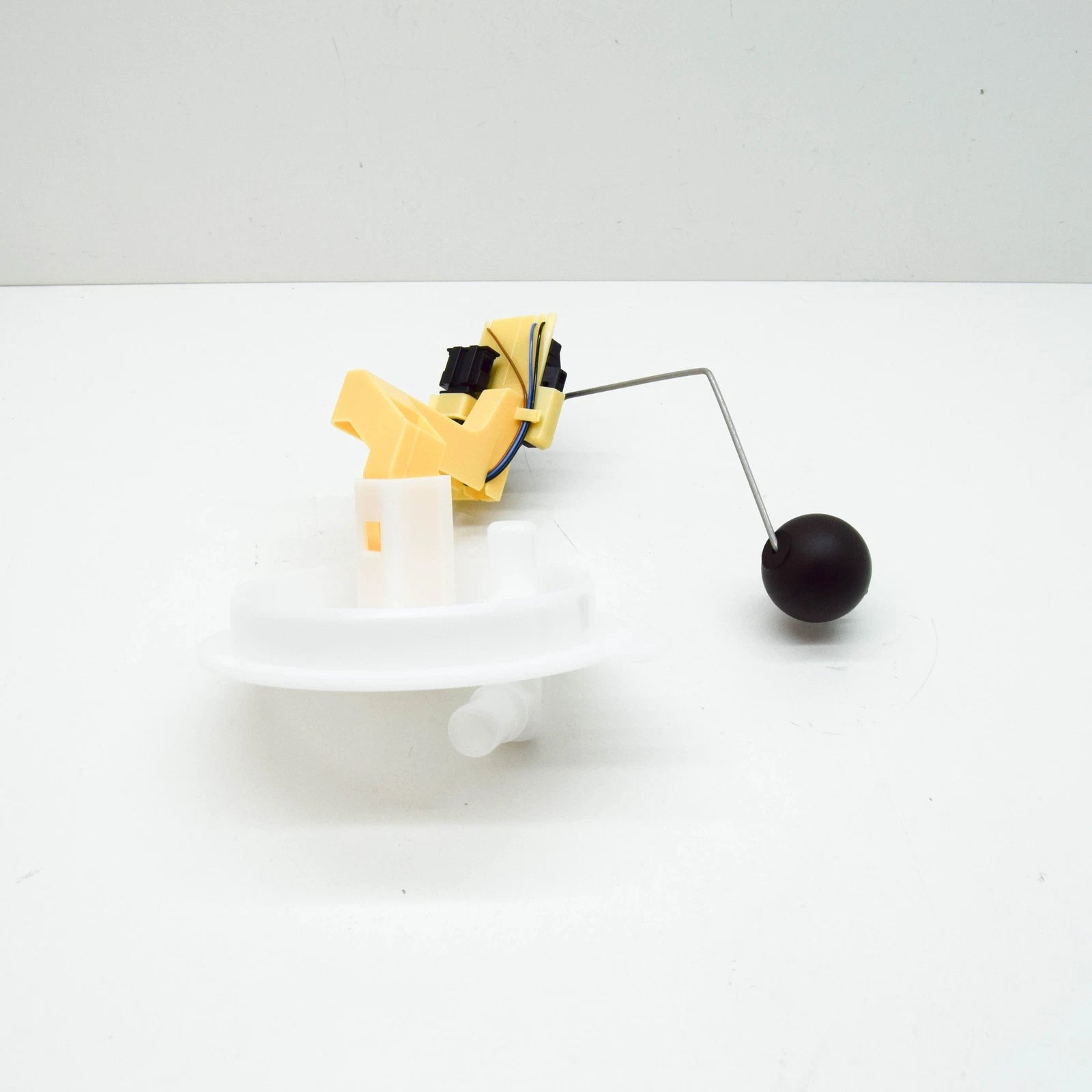 NEW AUDI A8 4H FUEL LEVEL SENSOR WITH FLANGE 4H0201317Q ORIGINAL