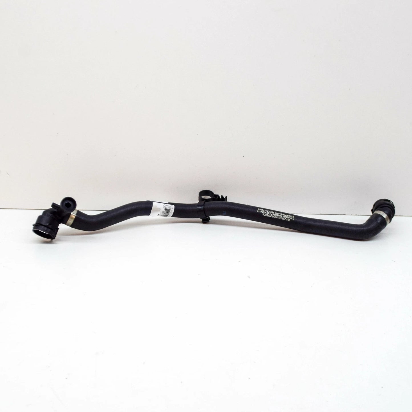 NEW MB GLC X253 RADIATOR LOWER COOLANT RETURN HOSE A2385019300 ORIGINAL