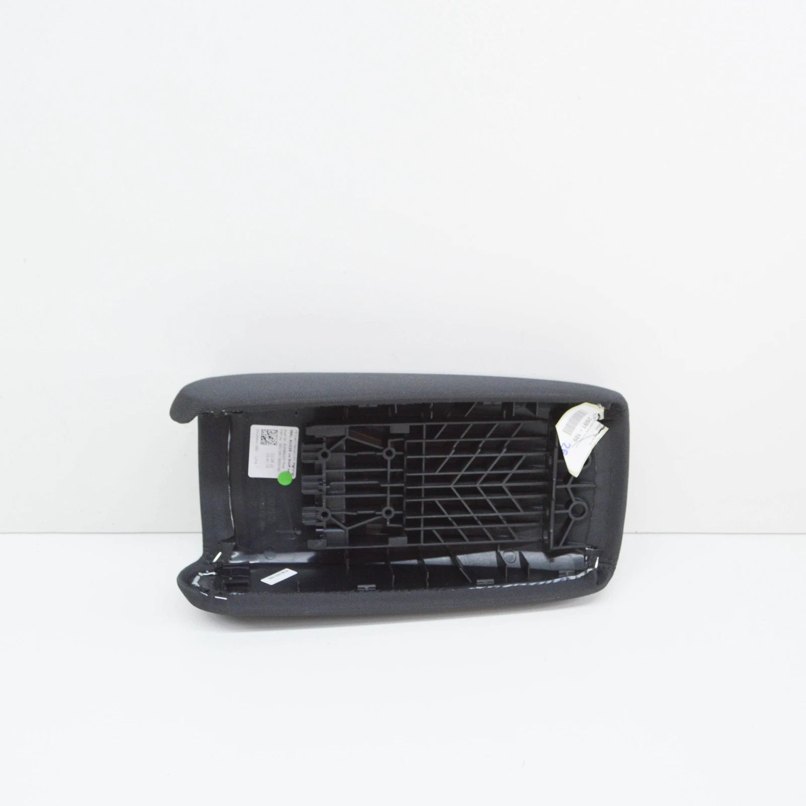 NEW AUDI Q3 F3 SPORTBACK FRONT MIDDLE ARMREST 83A864207FH4 ORIGINAL