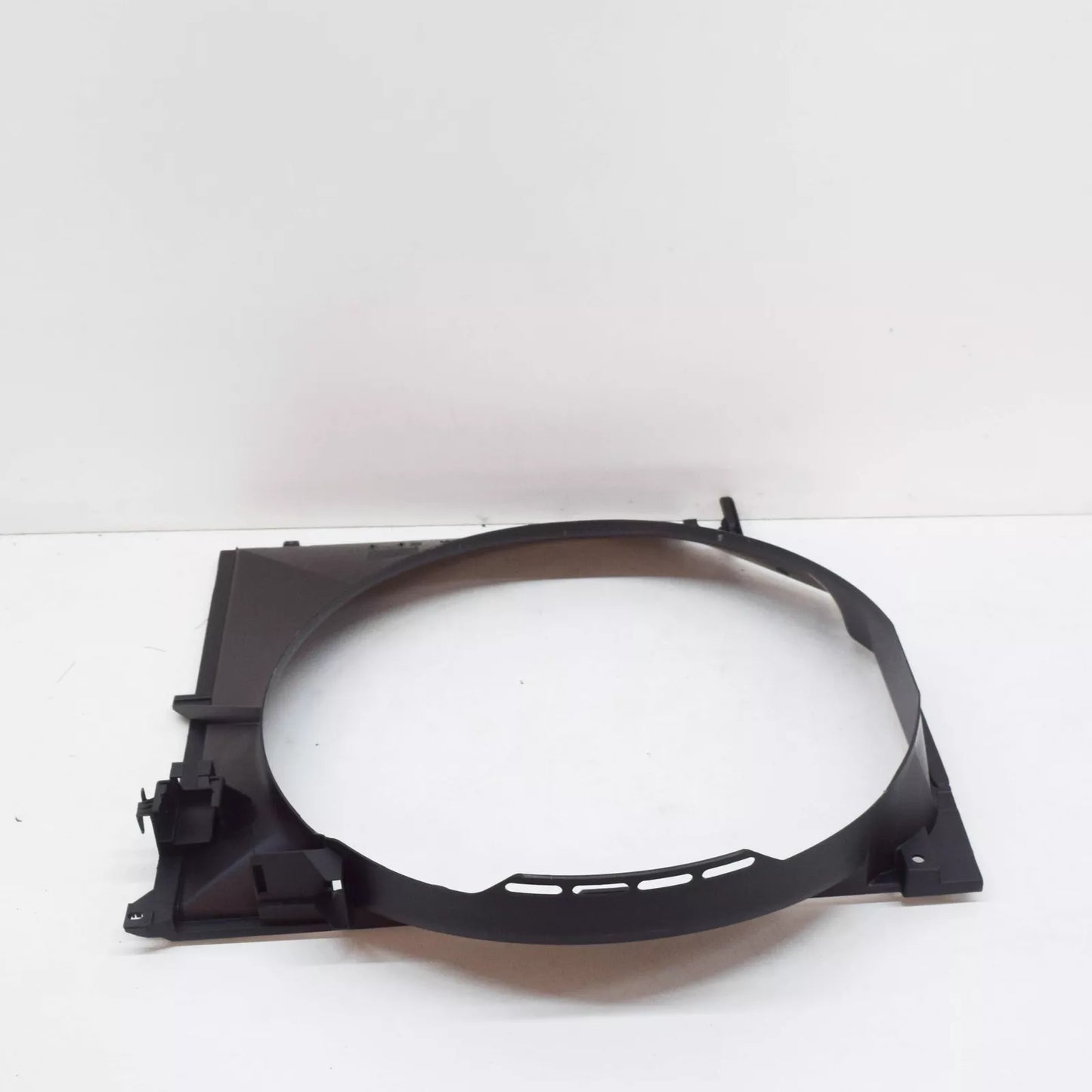 NEW BMW 3 E46 ENGINE COOLING FAN SHROUD 17111436259 2.2 PETROL ORIGINAL