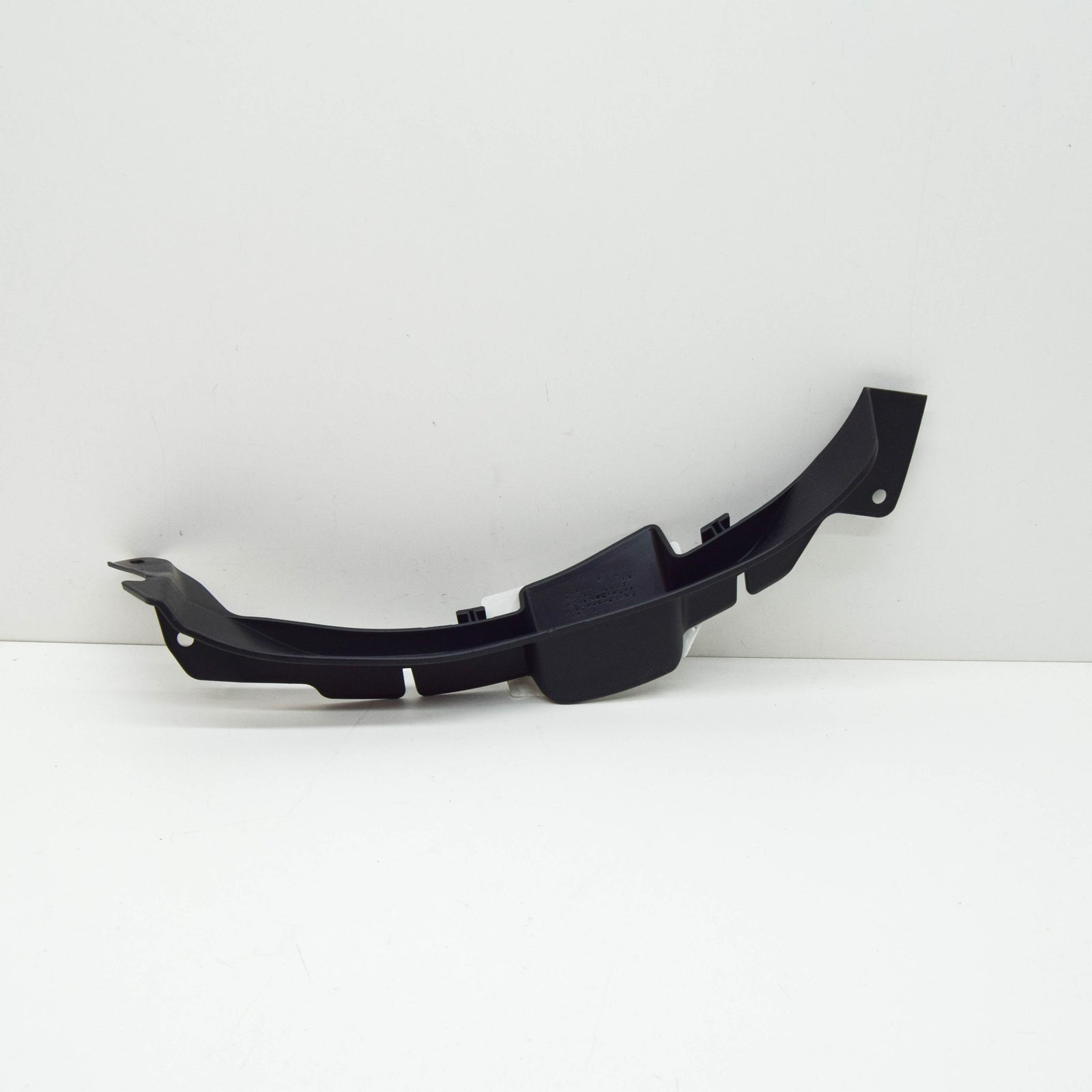 NEW SKODA SUPERB MK3 FRONT LEFT WHEEL ARCH SPOILER 3V0853887 ORIGINAL