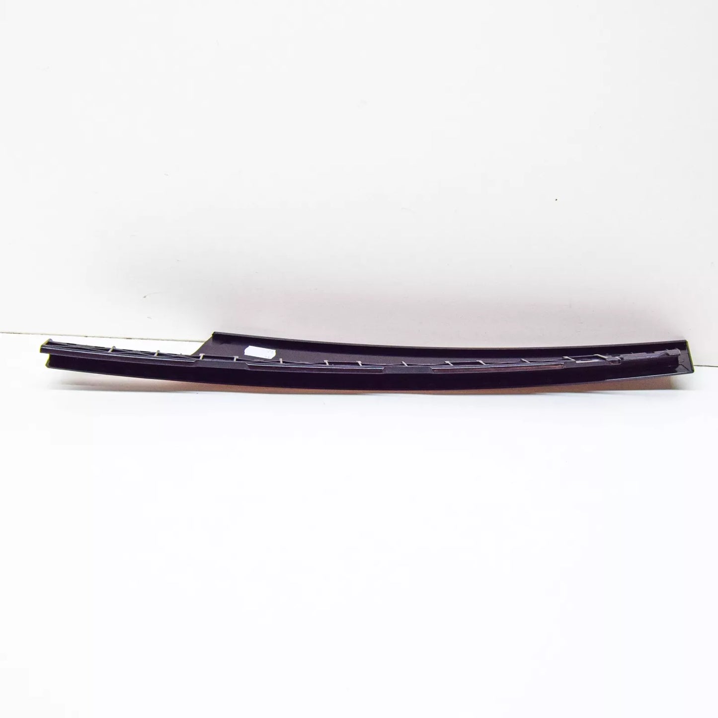 NEW BMW 1 E87 FRONT LEFT DOOR B-PILLAR WINDOW FRAME FINISHER 51337068099