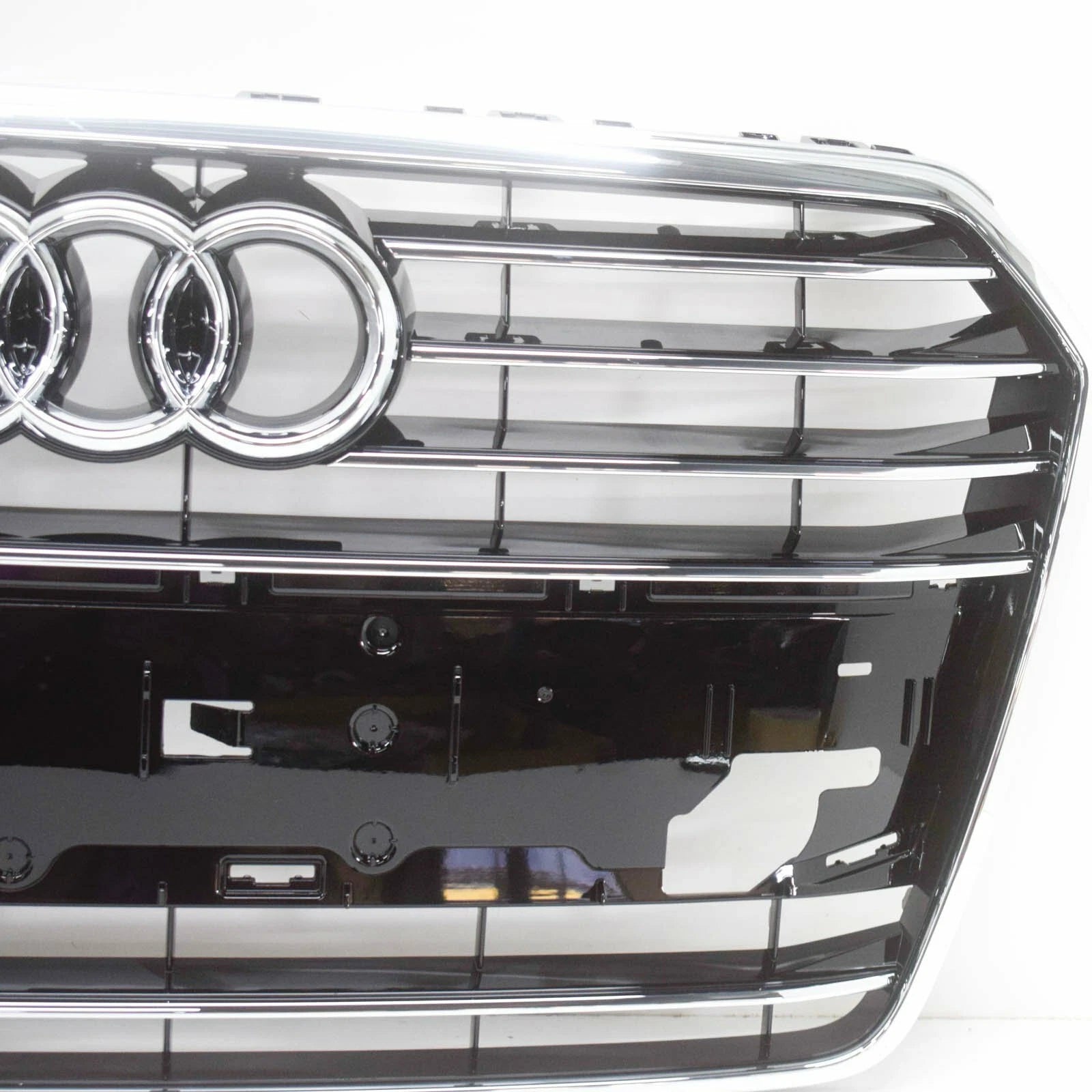 NEW AUDI A7 4G FRONT RADIATOR GRILLE 4G8853651GT94