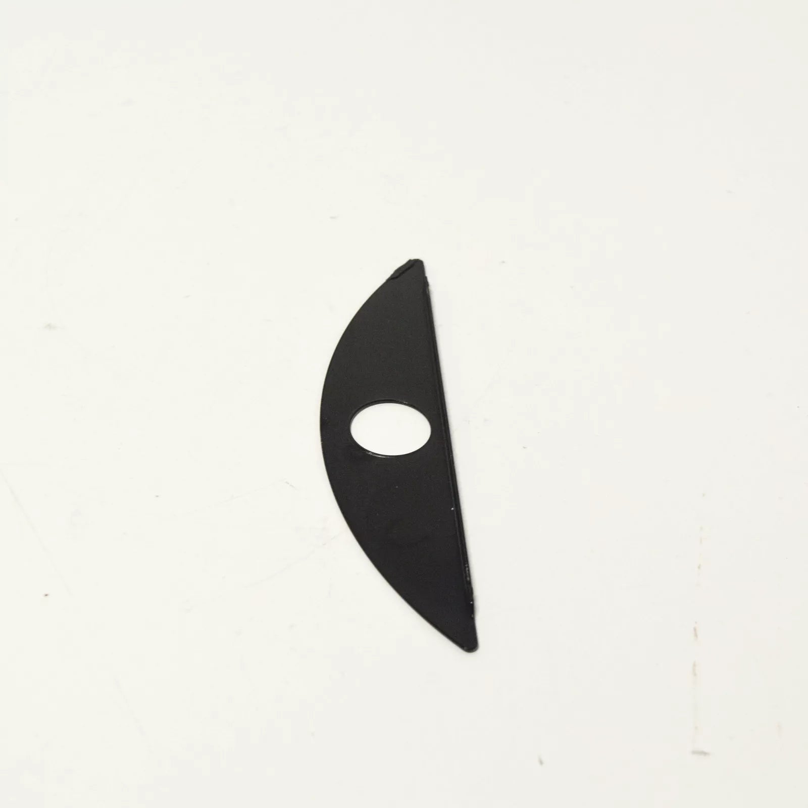 NEW MB E-CLASS W211 REAR WINDSHIELD LOWER GLASS COVER A211742013064