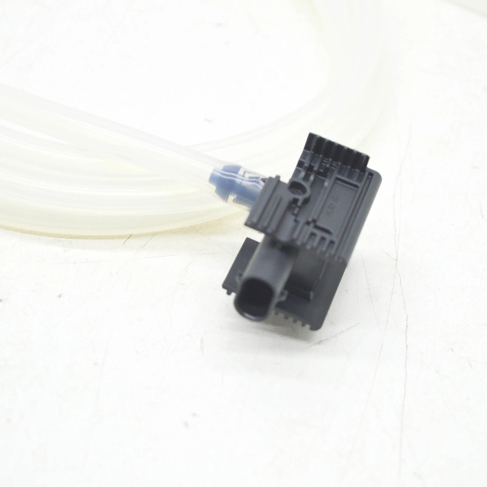 NEW MB S W222 FRONT PEDESTRIAN PROTECTION PRESSURE SENSOR A2229058204