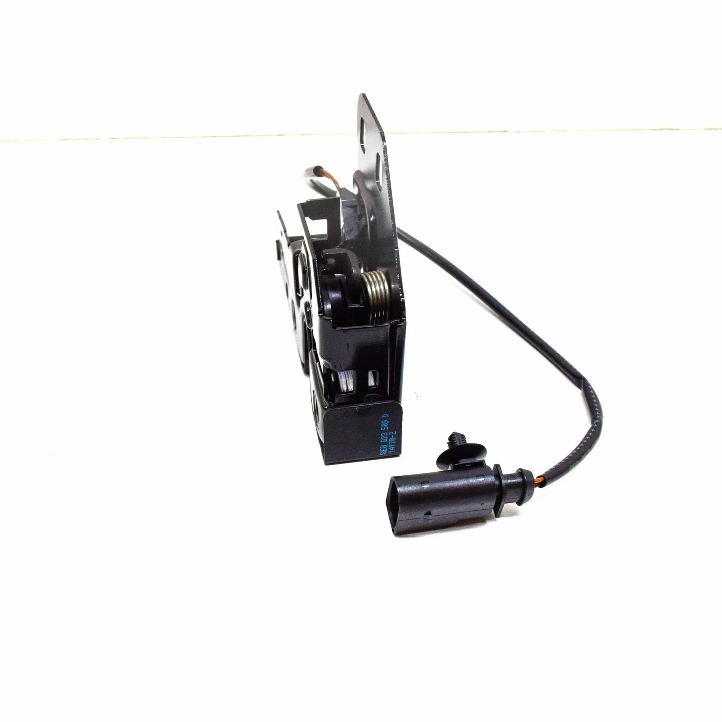 NEW AUDI A4 B5 FRONT BONNET HOOD LID LOCK 8E0823509D