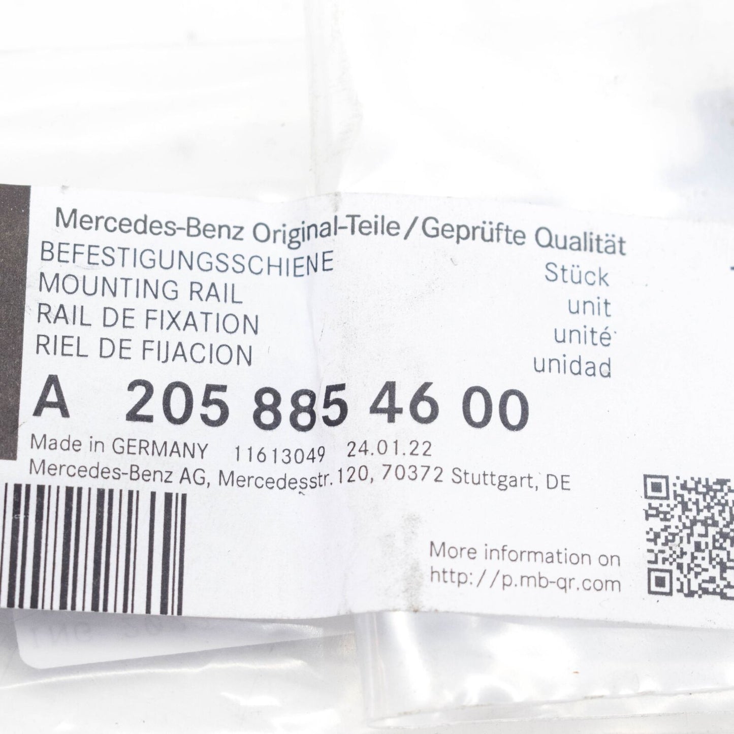 NEW MERCEDES-BENZ C W205 FRONT LEFT BUMPER BRACKET A2058854600 ORIGINAL