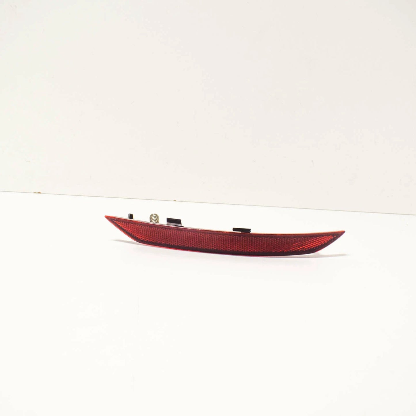 NEW AUDI A5 CONVERTIBLE 8W6 REAR LEFT BUMPER REFLECTOR S-LINE 8W6945105B