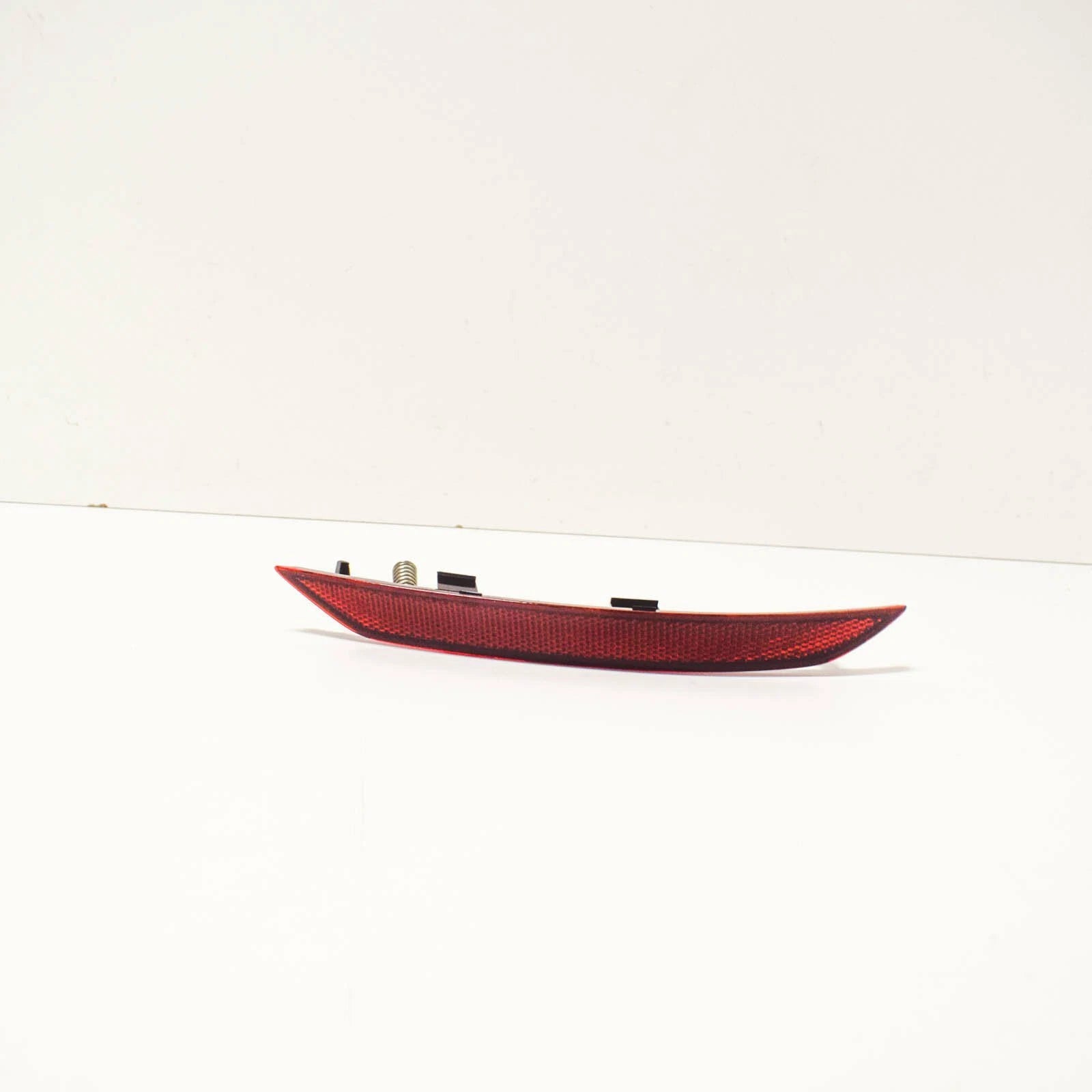 NEW AUDI A5 CONVERTIBLE 8W6 REAR LEFT BUMPER REFLECTOR S-LINE 8W6945105B