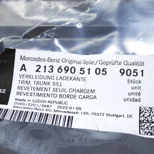 NEW MB E W213 REAR LUGGAGE TRUNK LOCK TRIM COVER A21369051059051