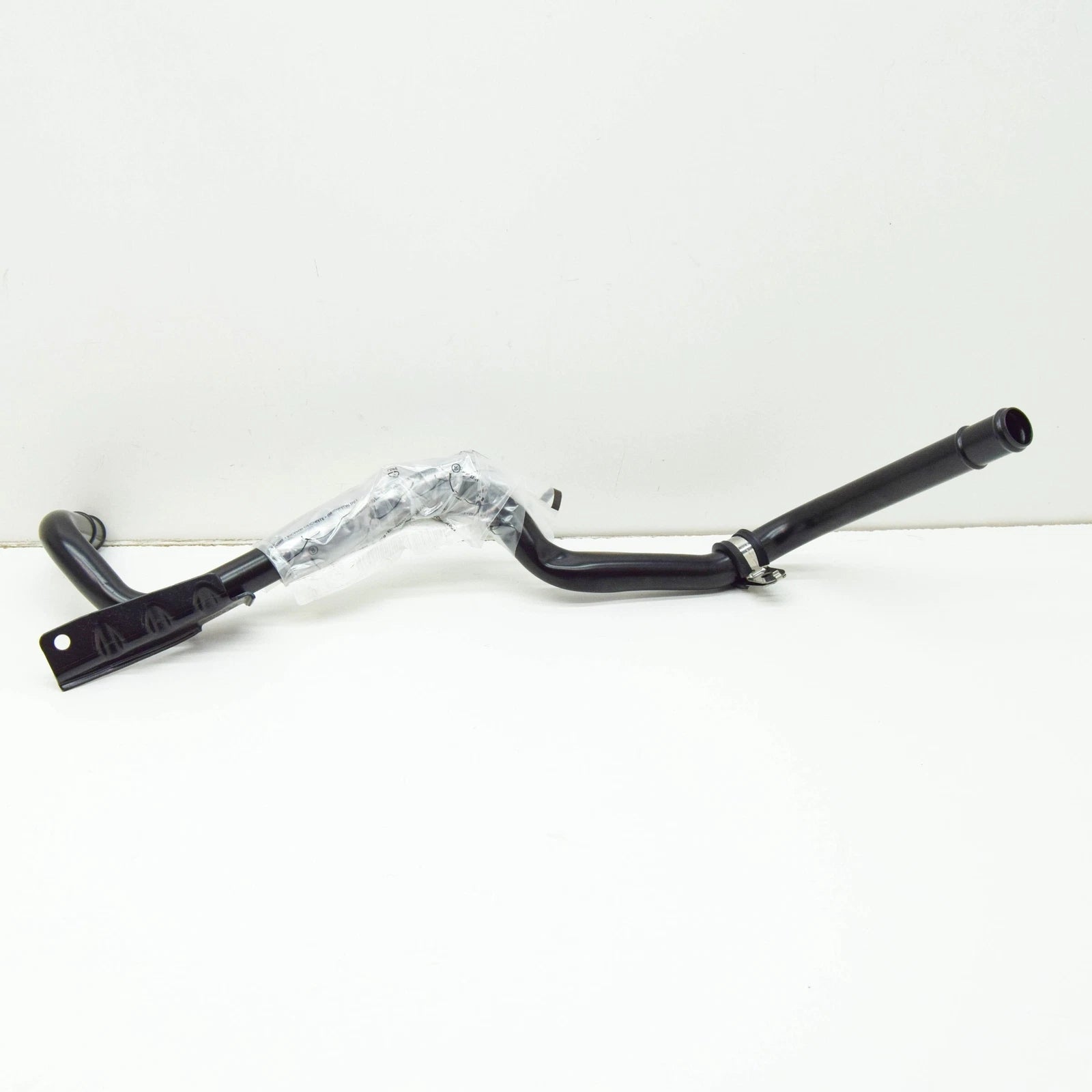 NEW AUDI A3 SPORTBACK 8P ENGINE COOLANT WATER PIPE 038121151C ORIGINAL