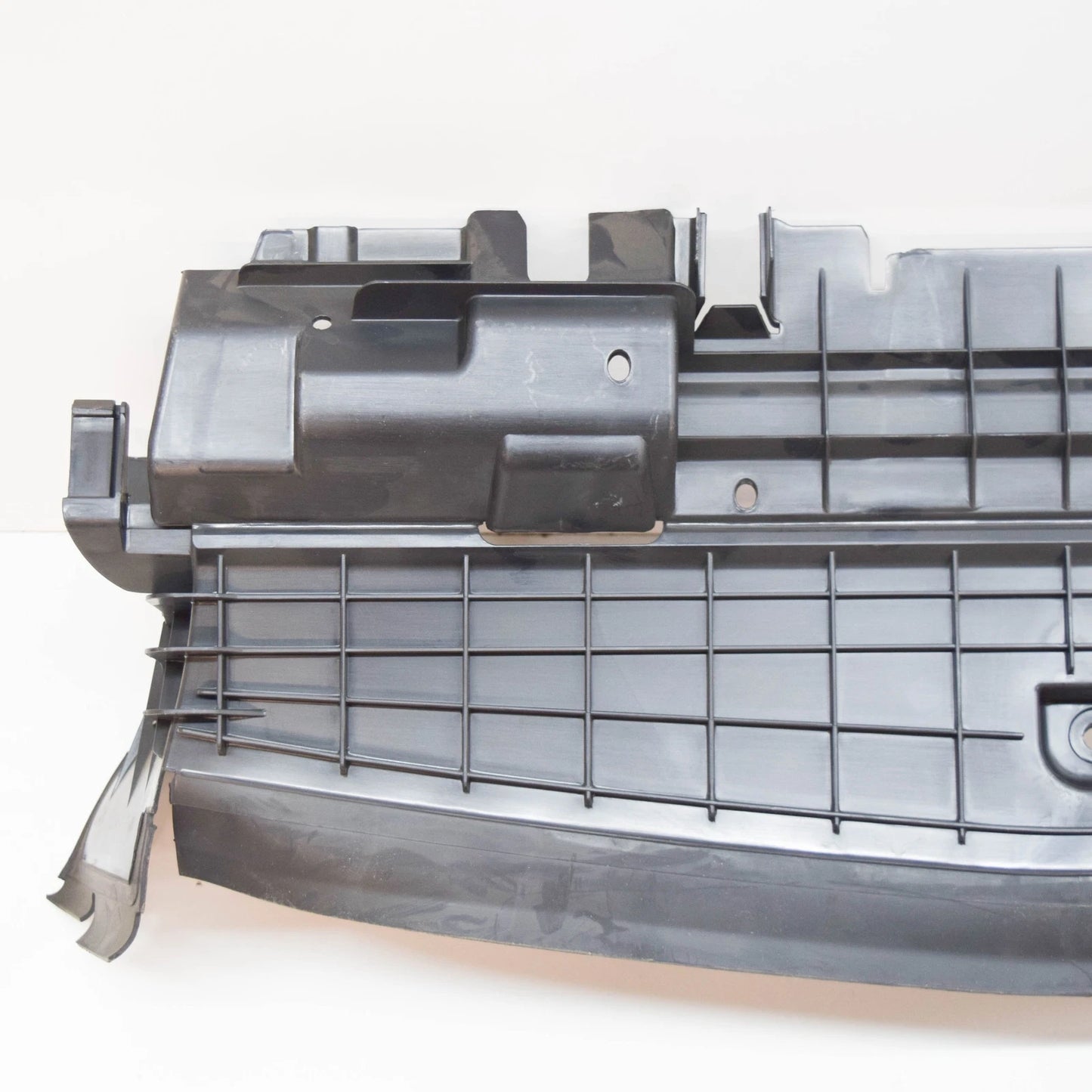 NEW MERCEDES-BENZ GLK-CLASS X204 AIR DUCT A2045052630 ORIGINAL