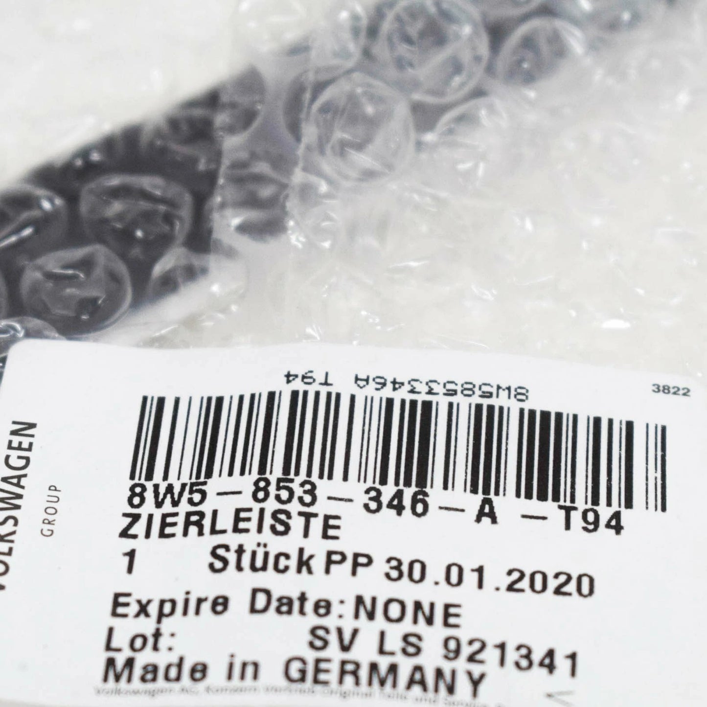 NEW AUDI A4 B9 RIGHT QUARTER PANEL REVEAL MOLDING 8W5853346AT94 ORIGINAL