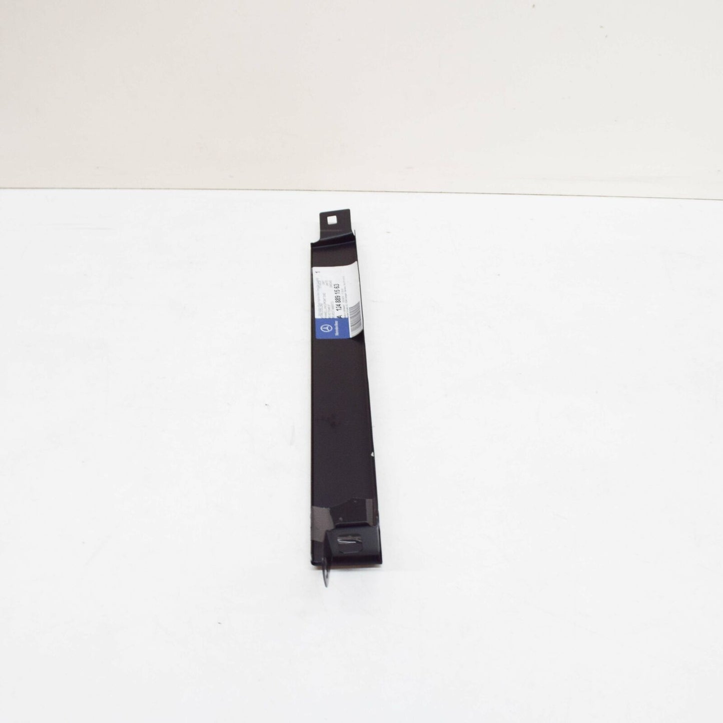 NEW MB E W124 FRONT LEFT BELOW LIGHTING UNIT PANELLING A1248891563 ORIGINAL