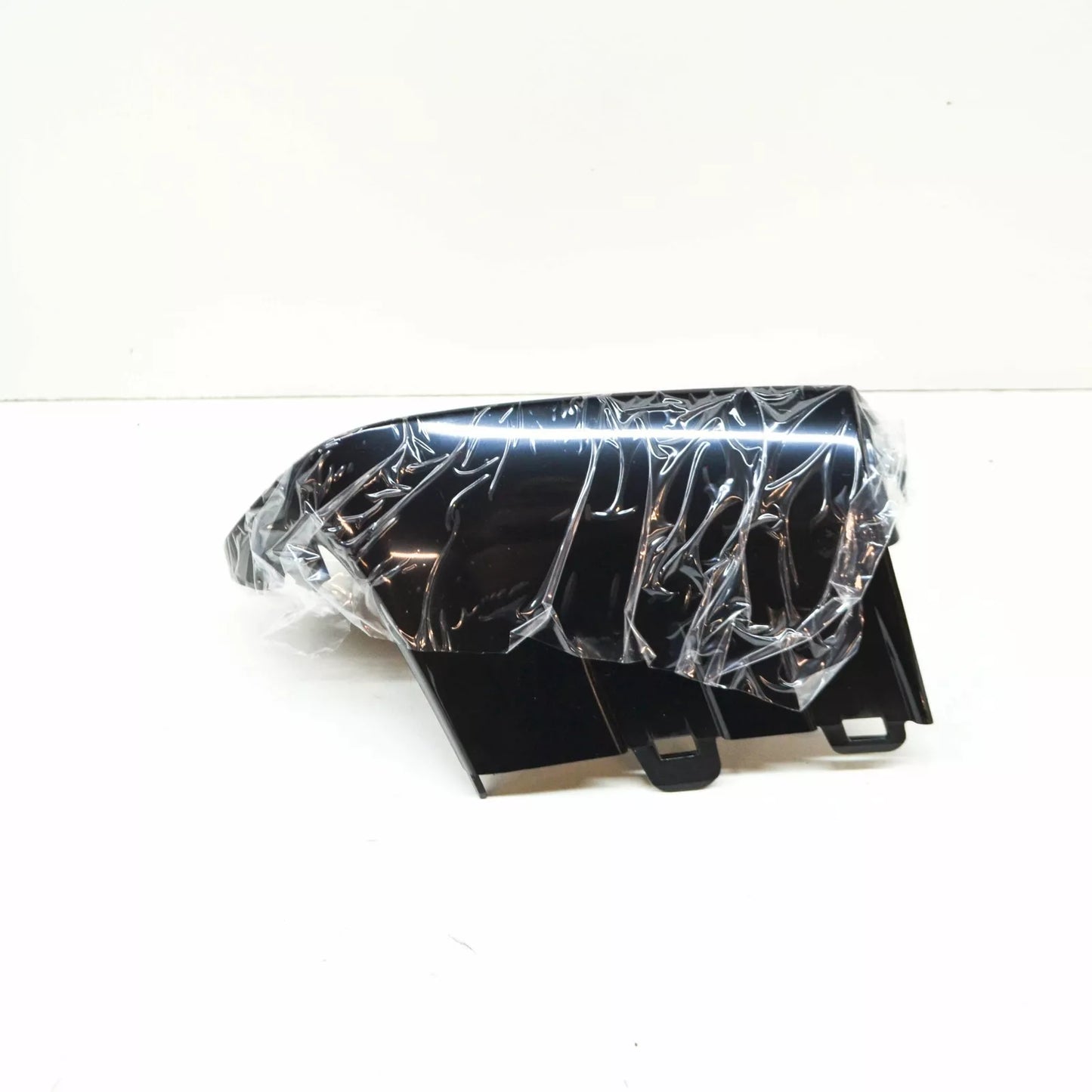 NEW BMW 3 G20 FRONT BUMPER LOWER AIR INLET FINISHER LEFT 51117471517 ORIGINAL