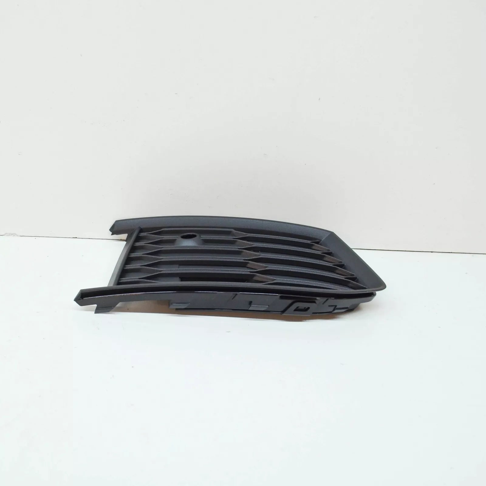 NEW AUDI A6 C8 FRONT BUMPER RIGHT SIDE GRILLE 4K0807648A9B9