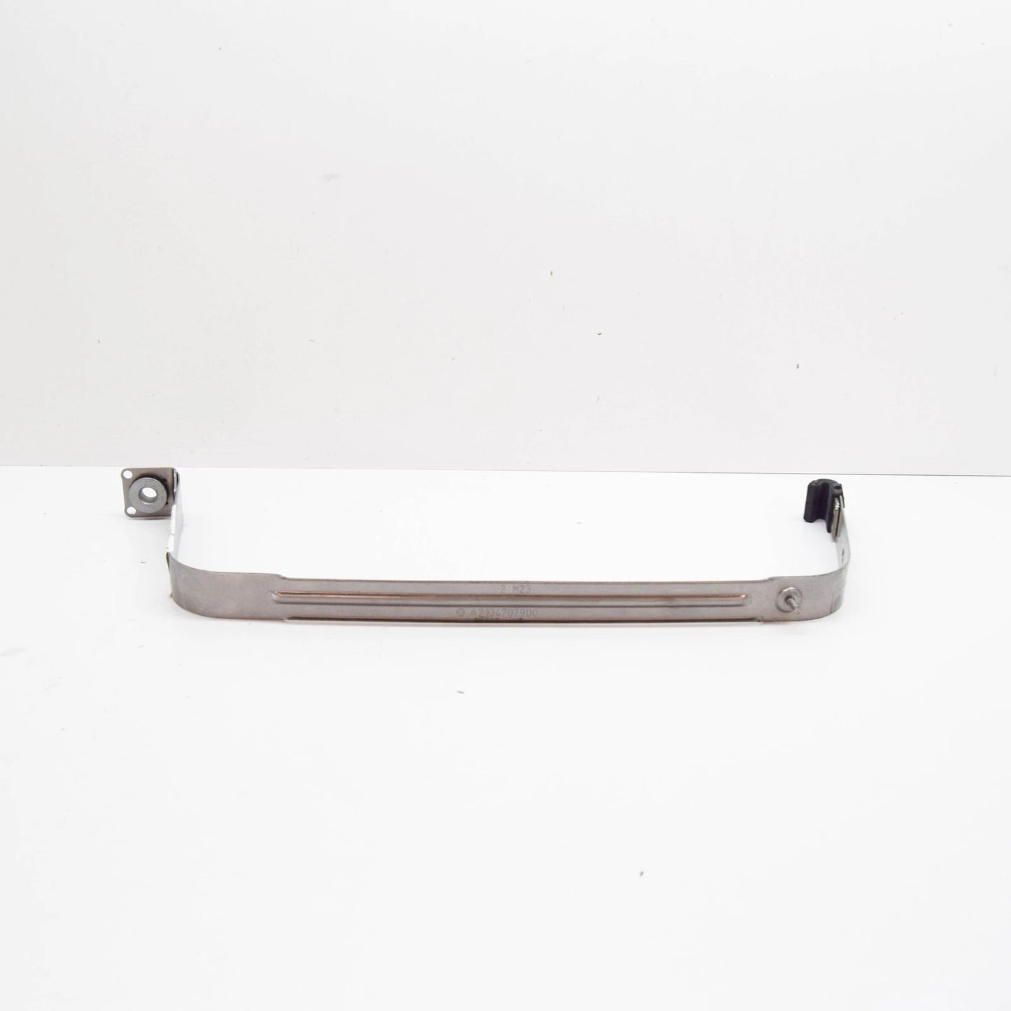 NEW MERCEDES-BENZ E W213 RIGHT FUEL TANK TENSIONING STRAP A2134707900 ORIGINAL