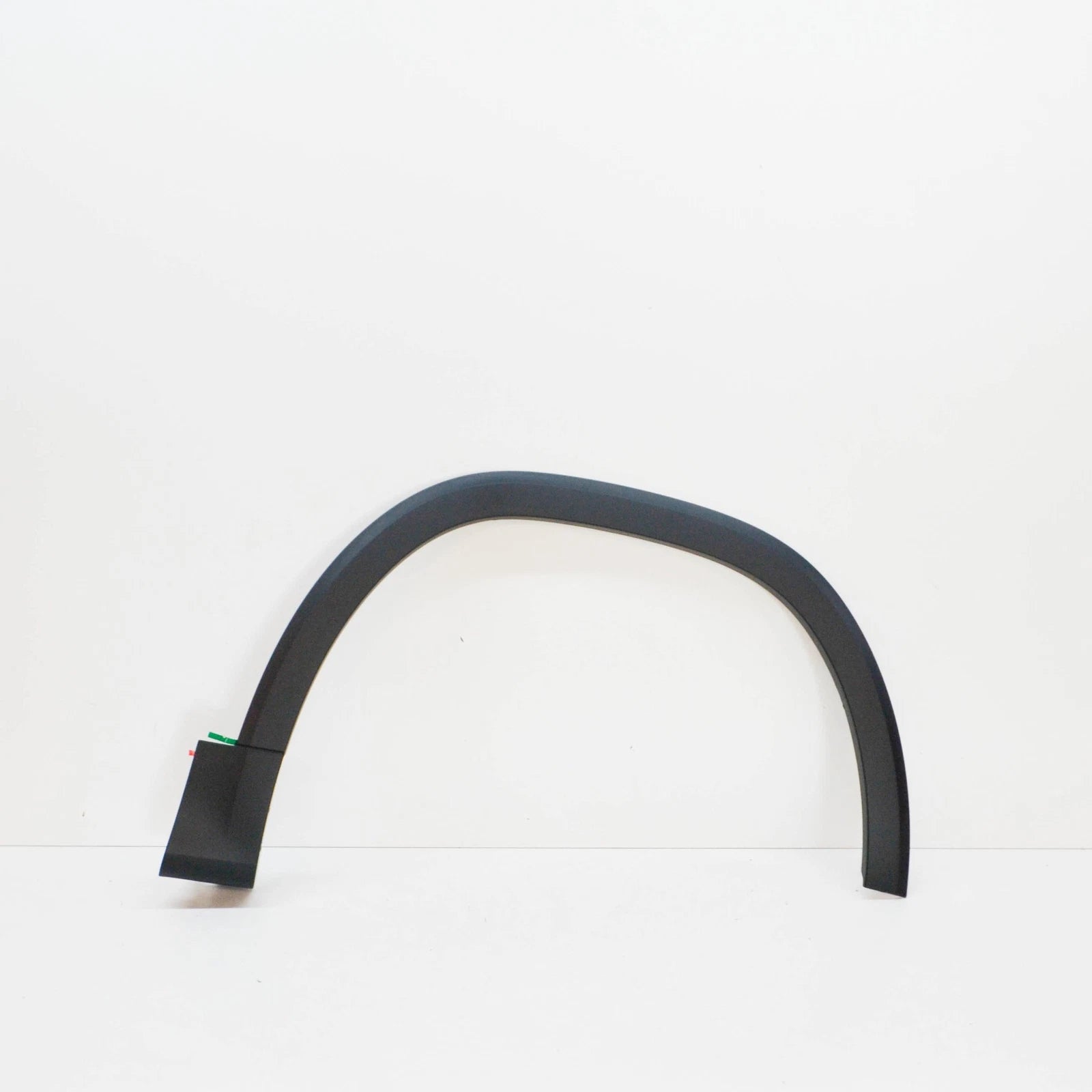 NEW MB GLB X247 FRONT RIGHT FENDER WHEEL ARCH COVER A2478850122 ORIGINAL