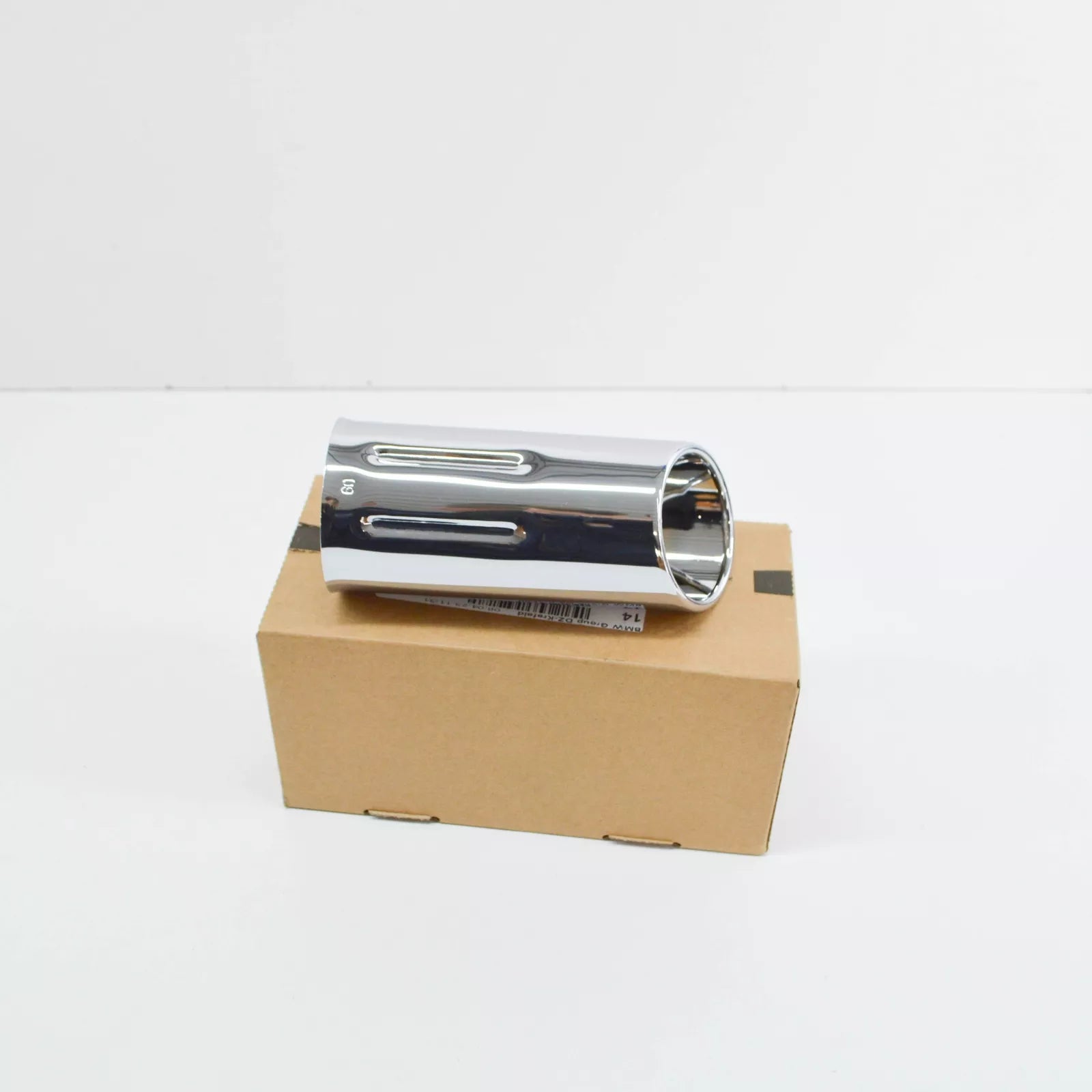 NEW BMW 3 E30 EXHAUST TAILPIPE TIP CHROME 82119401456 9401456 ORIGINAL