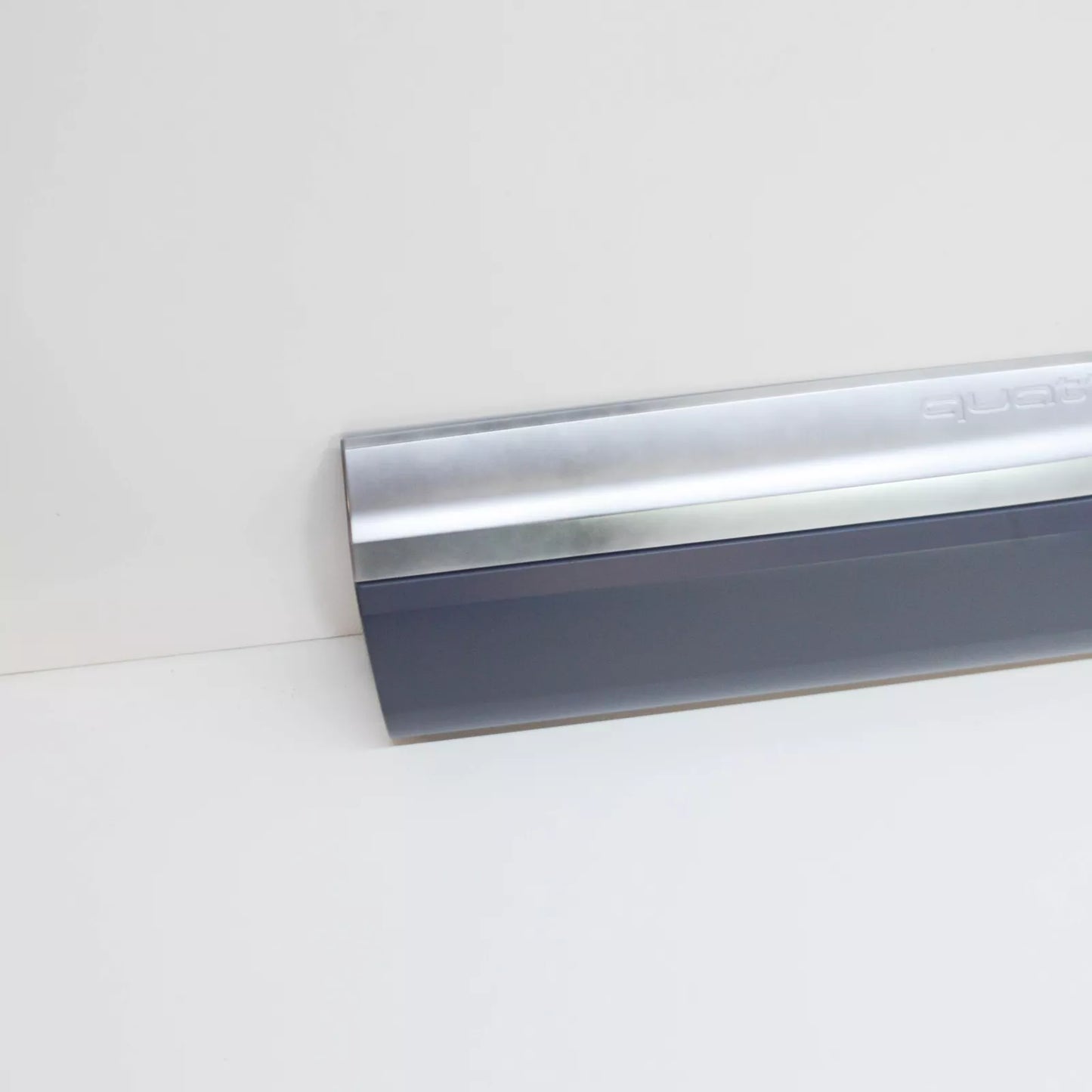 NEW AUDI Q7 4M MK2 REAR DOOR LOWER MOLDING 4M0853969EGRU ORIGINAL