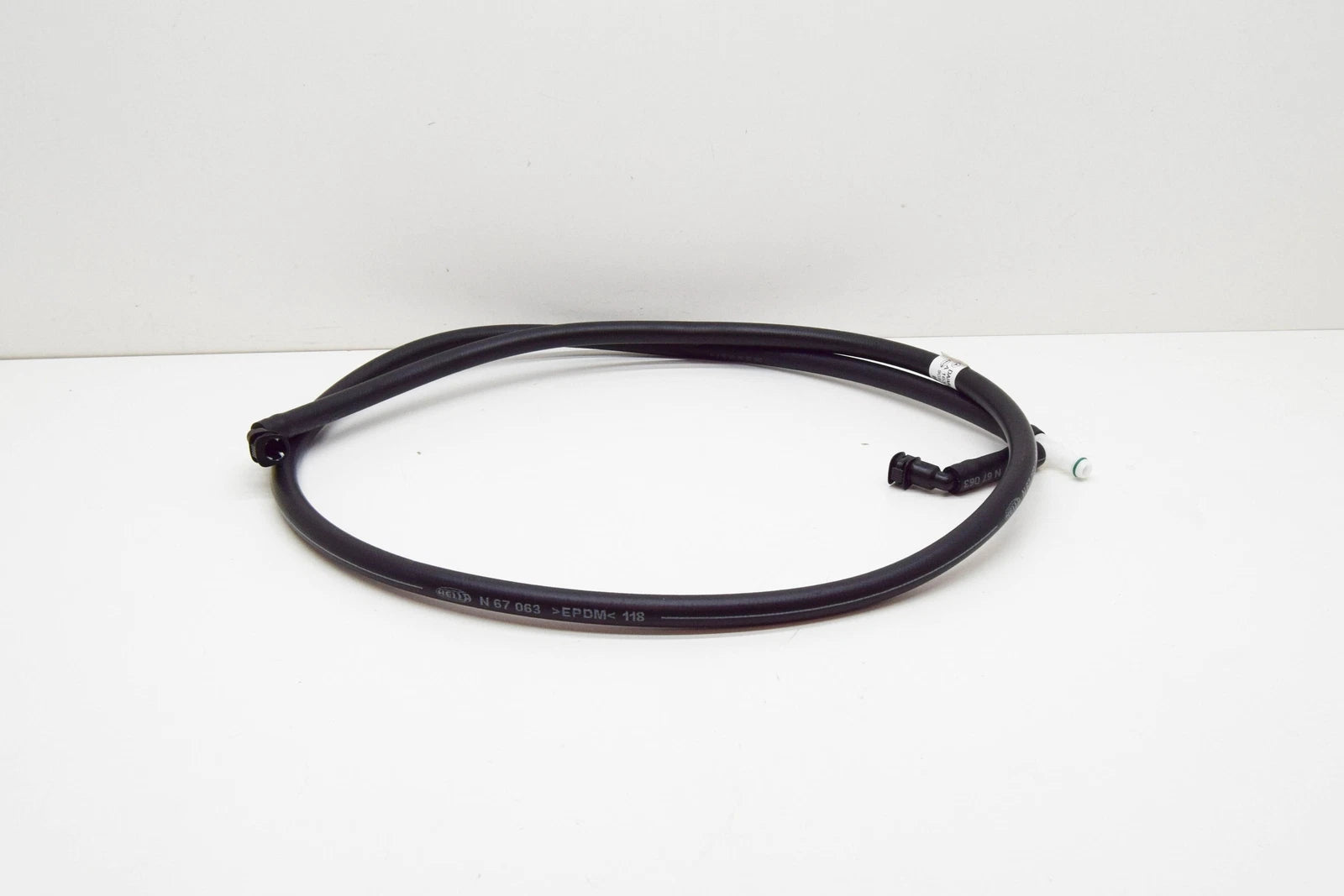 NEW MERCEDES BENZ ML W163 HEADLAMP WASHER HOSE LINE PIPE A1638601892 ORIGINAL