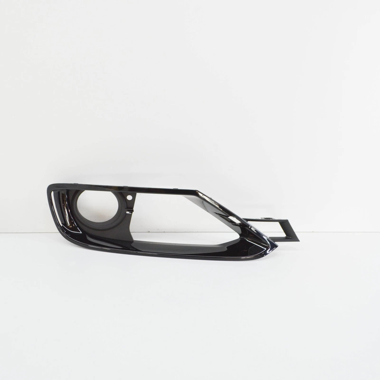 NEW BMW 3 F30 RIGHT FOG LIGHT LOWER GRILLE 51117279702 7279702 2014 ORIGINAL