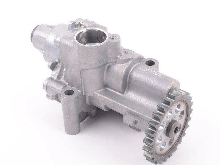 NEW VOLKSWAGEN BEETLE A5 ENGINE OIL PUMP 07K115105AC ORIGINAL
