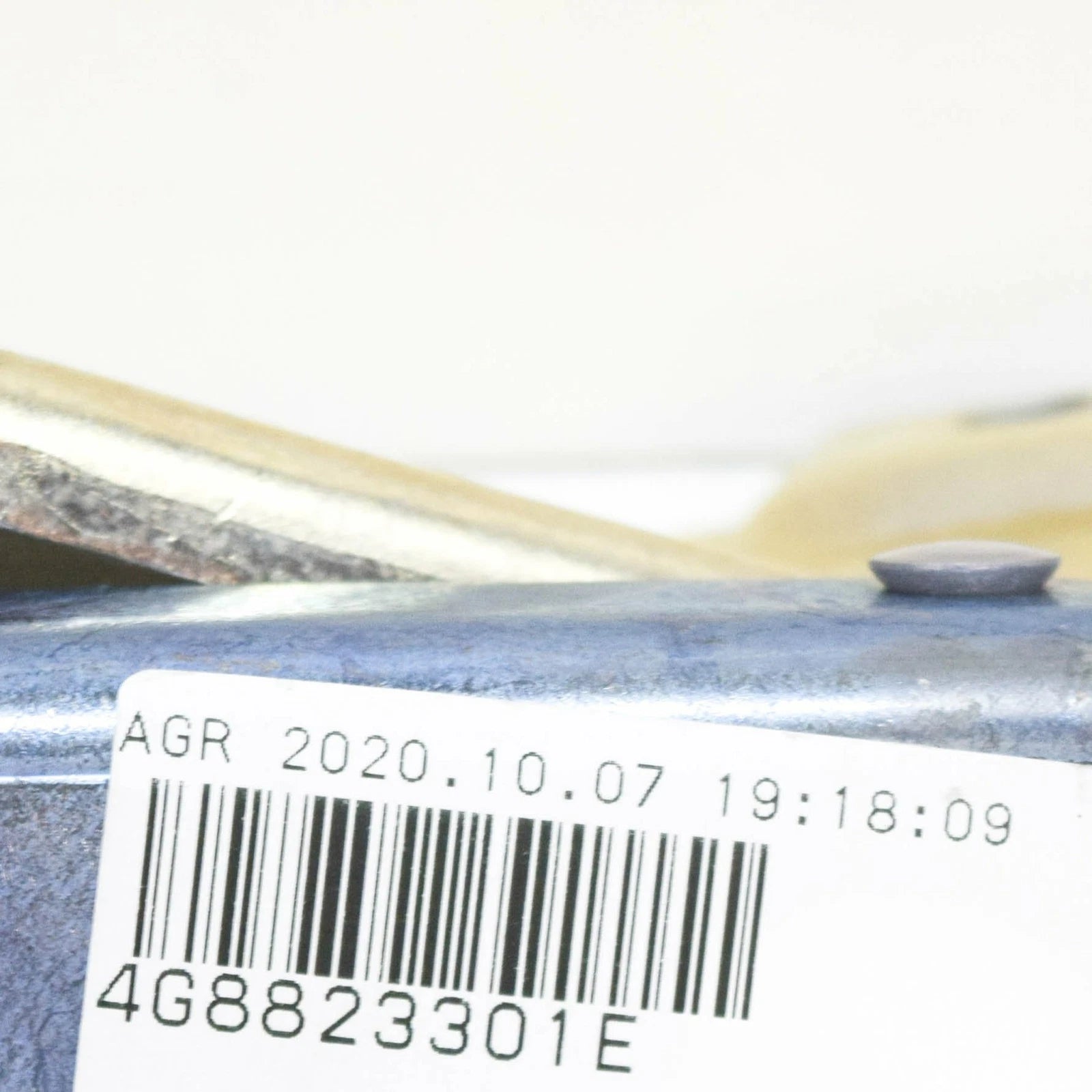 NEW AUDI A6 ALLROAD C7 FRONT LEFT BONNET HOOD HINGE 4G8823301E