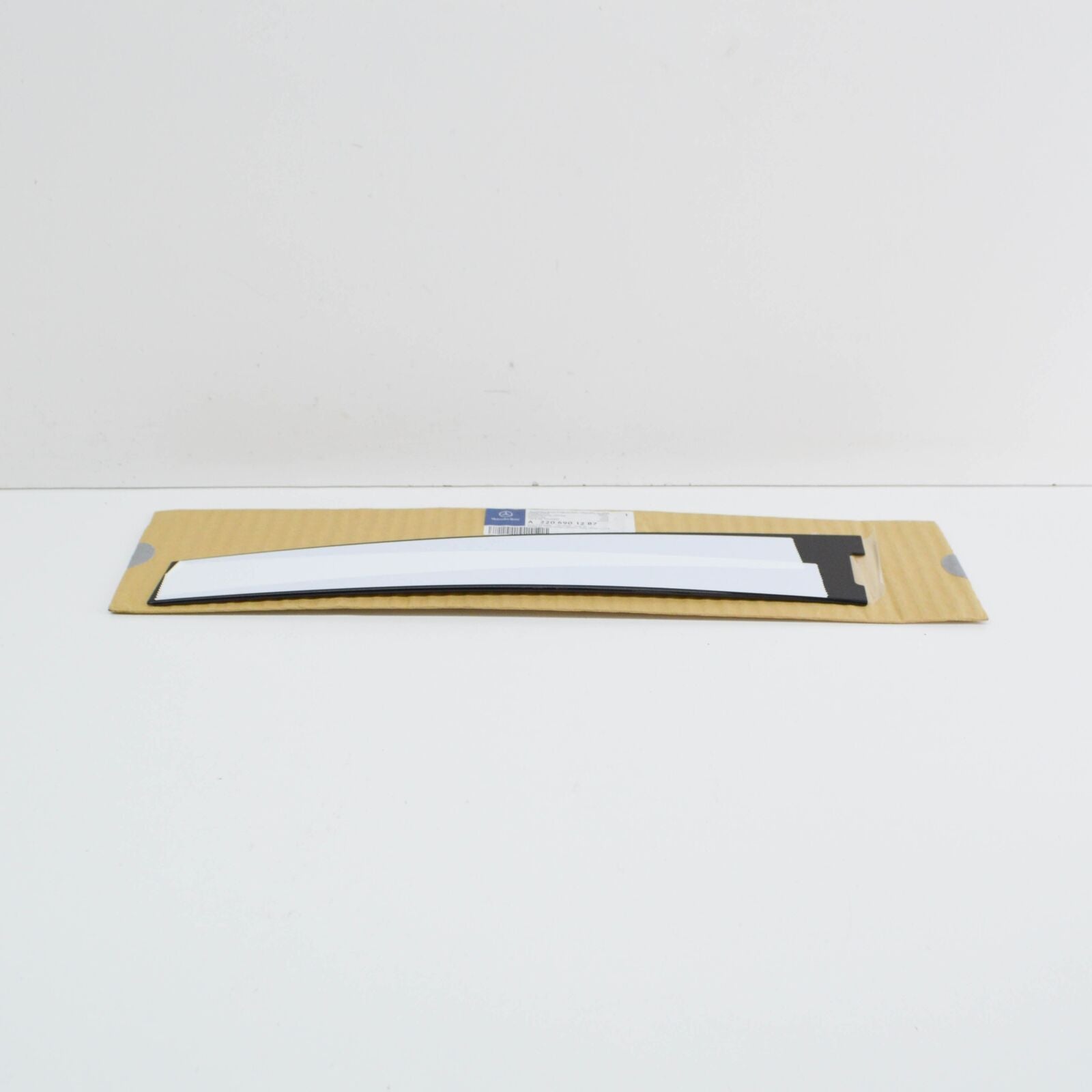 NEW MB S-CLASS W220 REAR RIGHT DOOR EXTERIOR B-PILLAR TRIM A2206901287 ORIGINAL