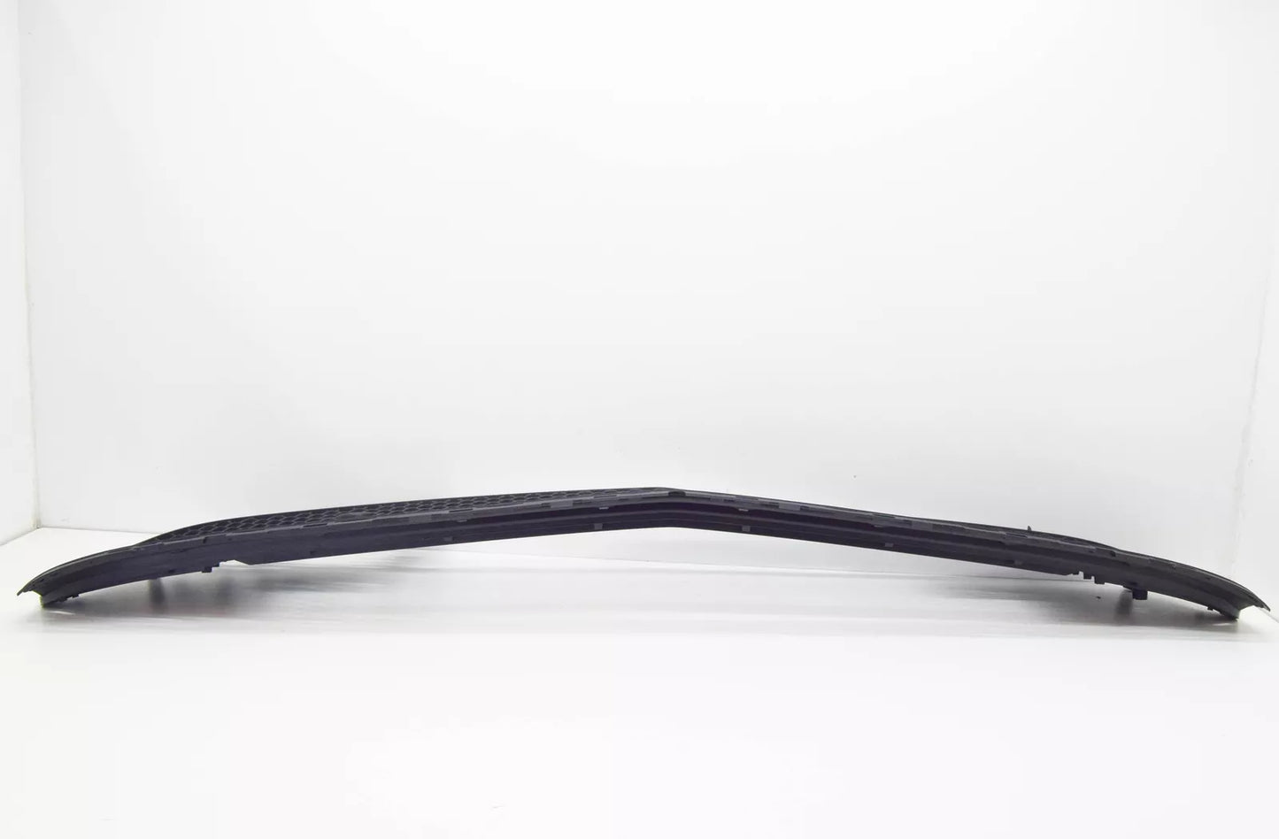 NEW MERCEDES-BENZ CLA COUPE C117 FRONT BUMPER LOWER GRILLE A1178801500 ORIGINAL