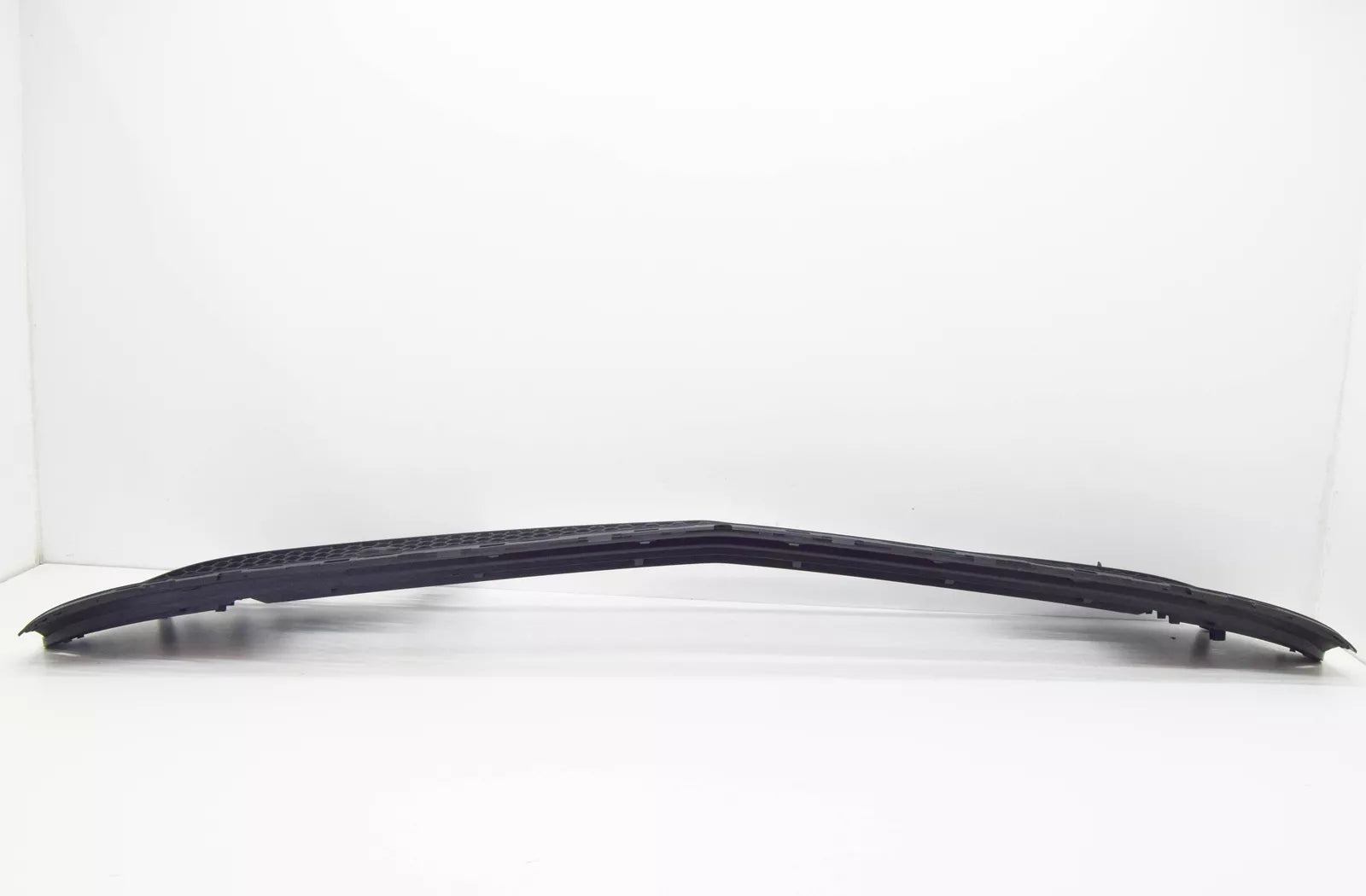 NEW MERCEDES-BENZ CLA COUPE C117 FRONT BUMPER LOWER GRILLE A1178801500 ORIGINAL